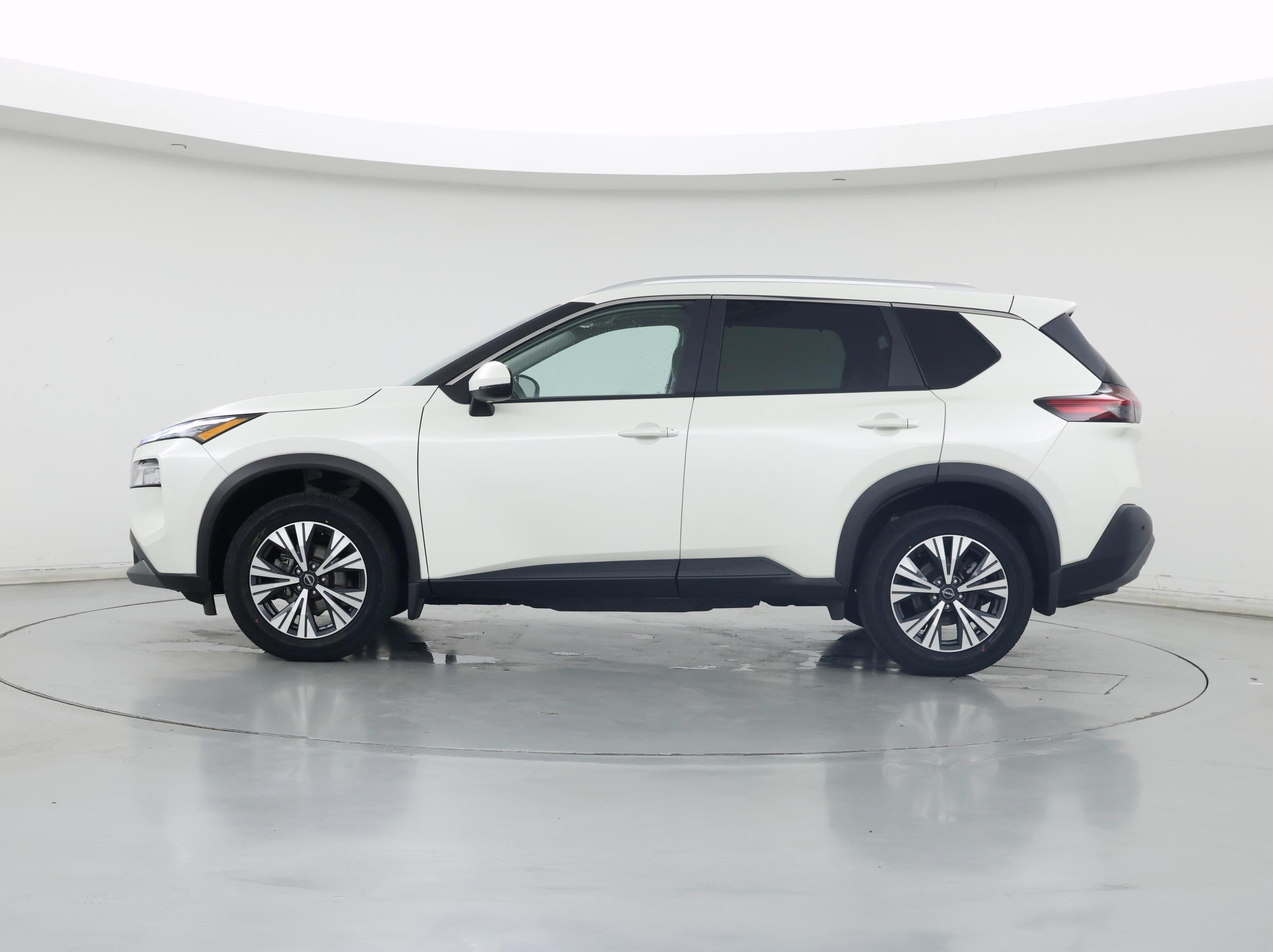 Thumbnail: 2023 Nissan Rogue - 3
