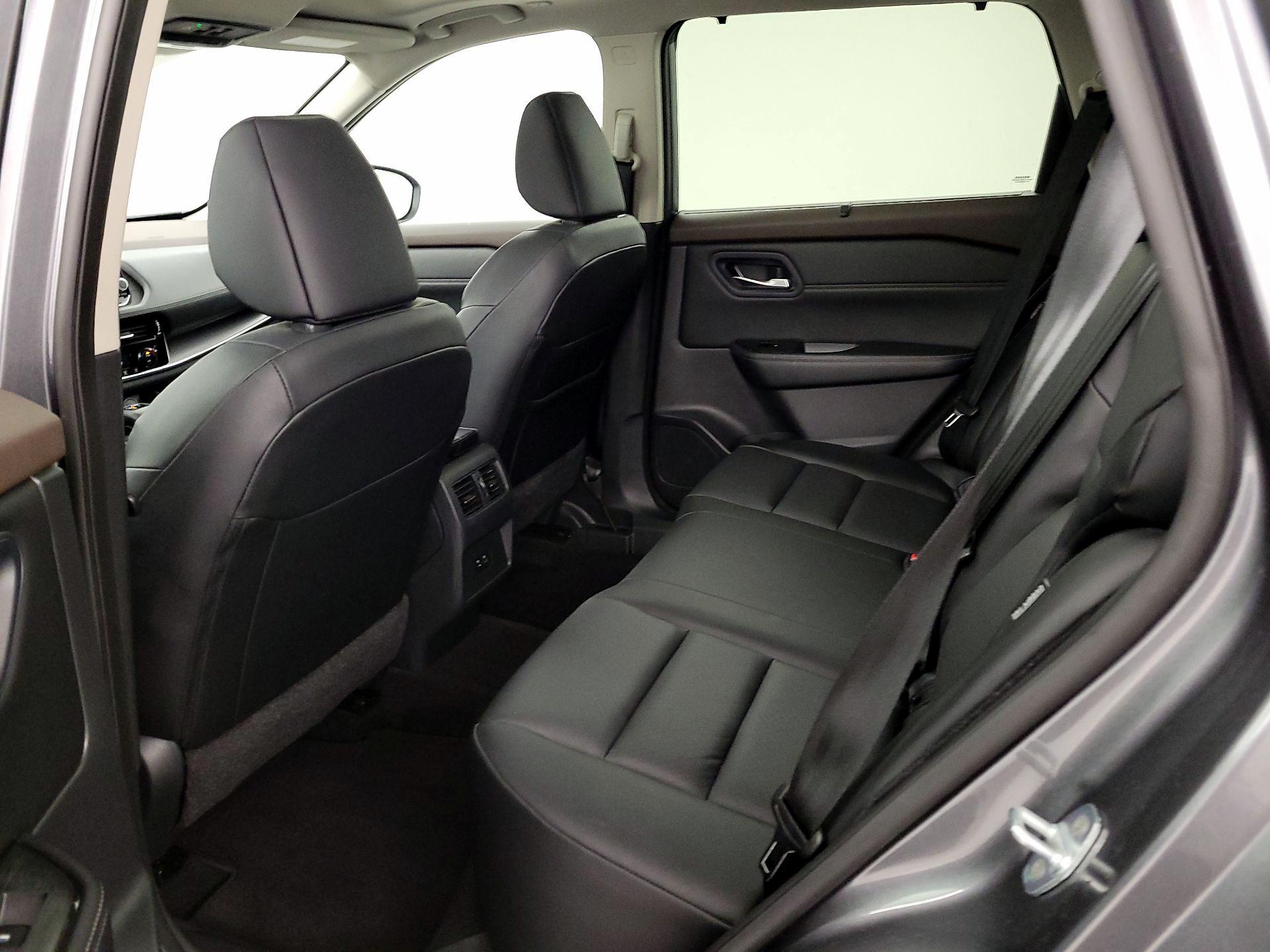 Thumbnail: 2023 Nissan Rogue - 20