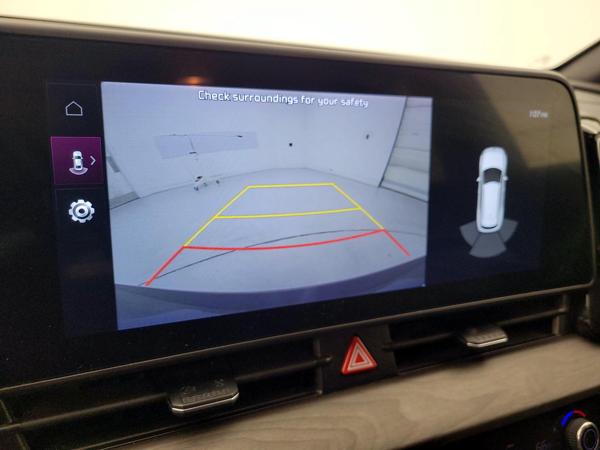 Thumbnail: 2023 Kia Sportage - 15