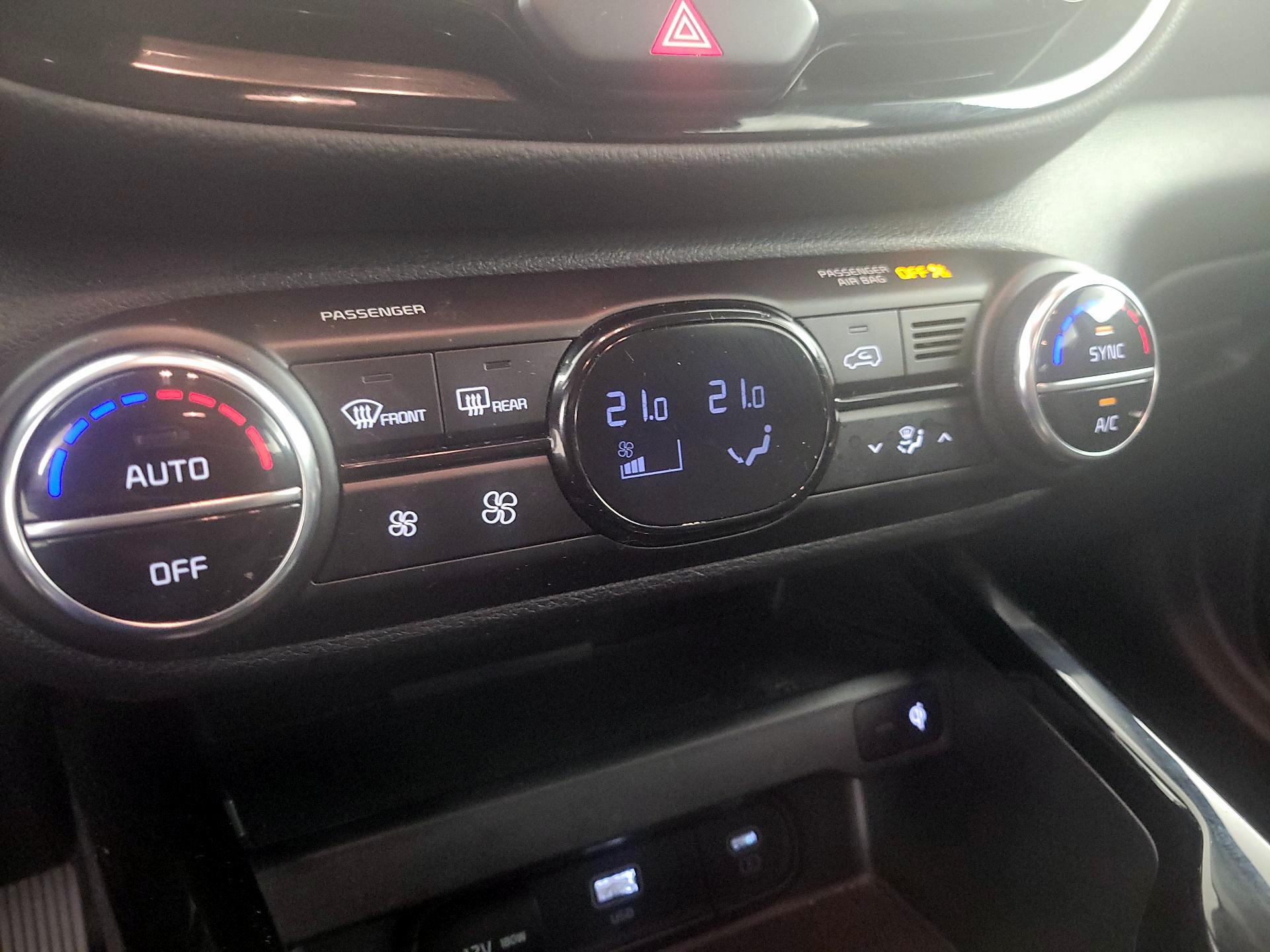 Thumbnail: 2023 Kia Soul - 17