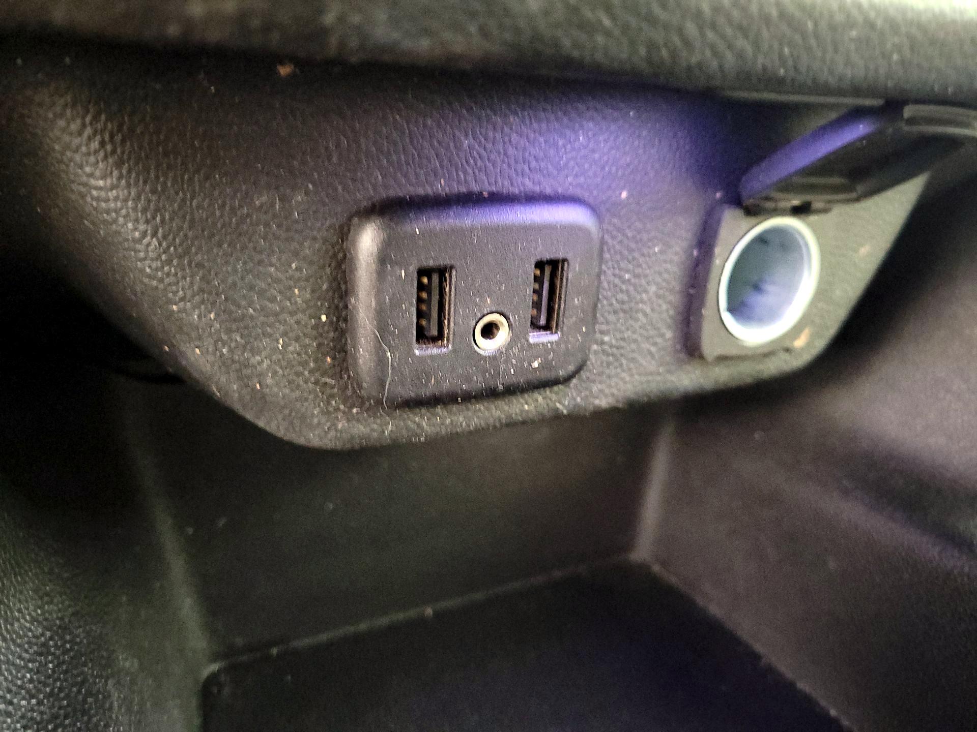 Thumbnail: 2022 Chevrolet Traverse - 18