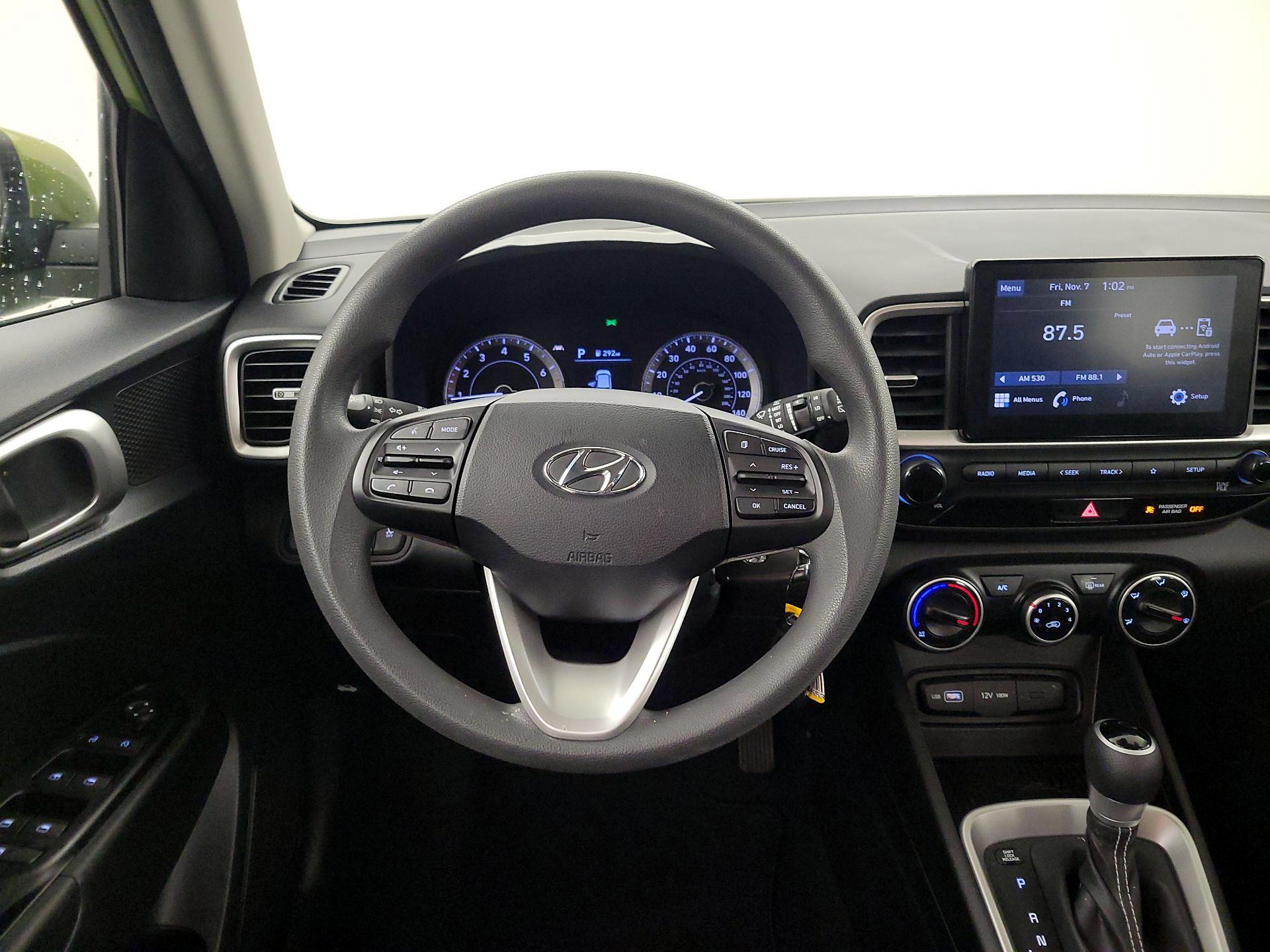 Thumbnail: 2022 Hyundai Venue - 10