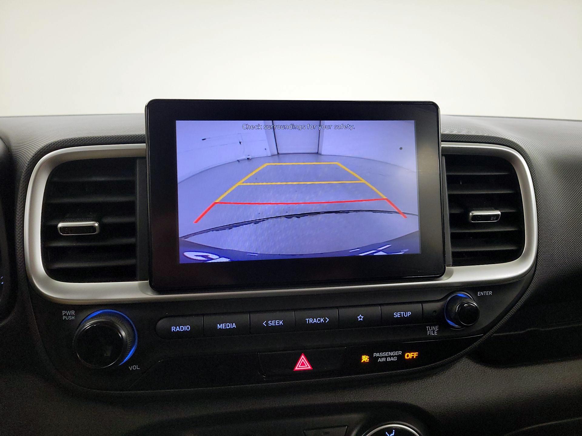 Thumbnail: 2022 Hyundai Venue - 14