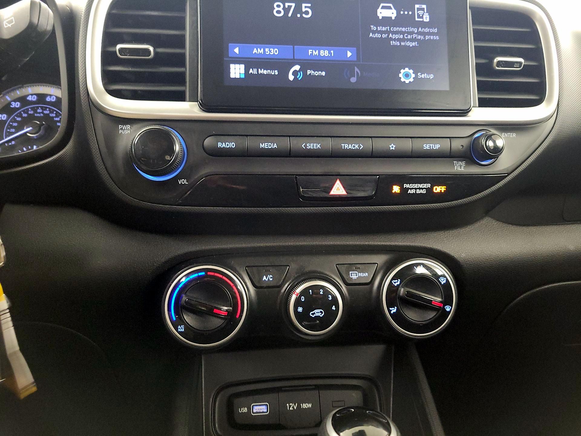 Thumbnail: 2022 Hyundai Venue - 16