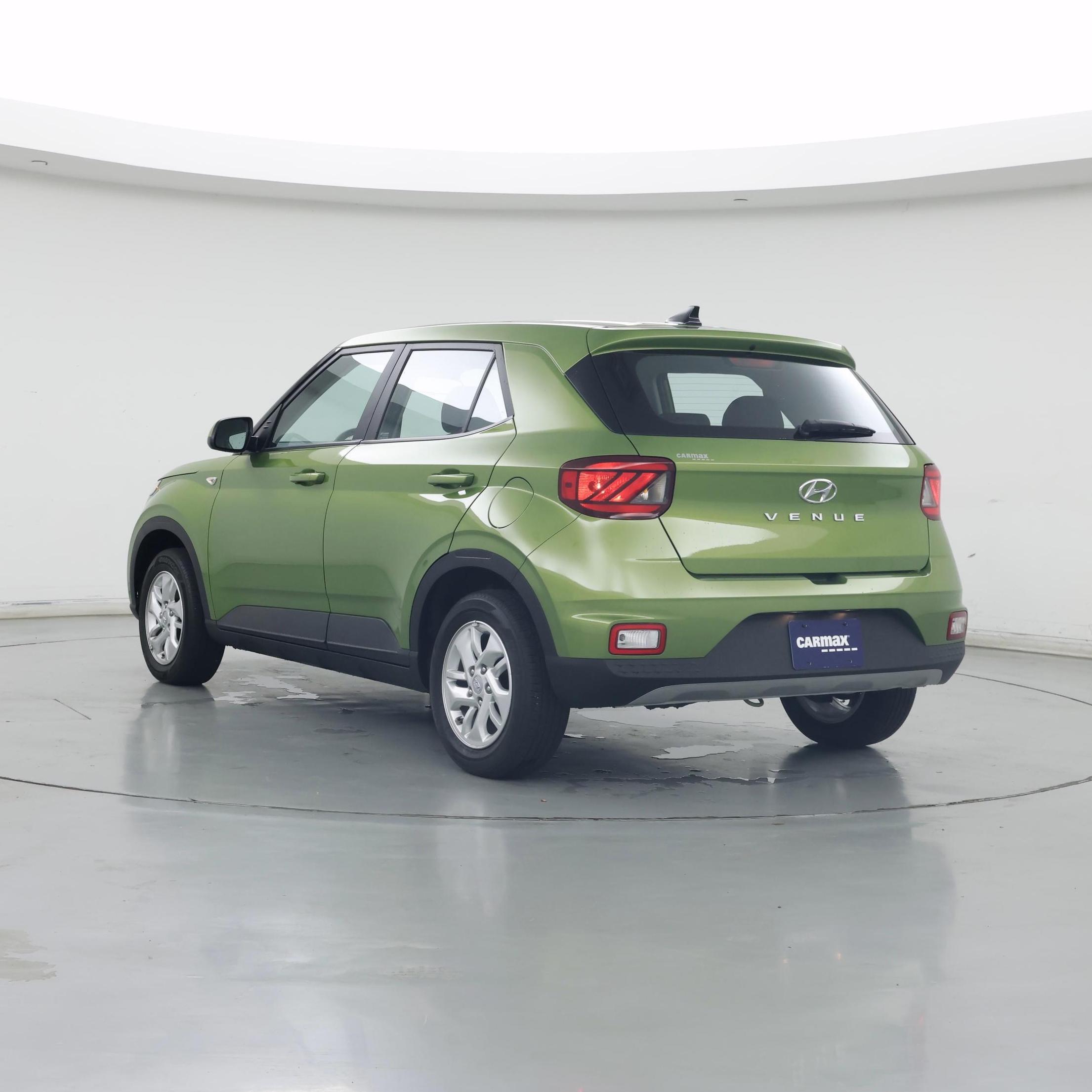 Thumbnail: 2022 Hyundai Venue - 2