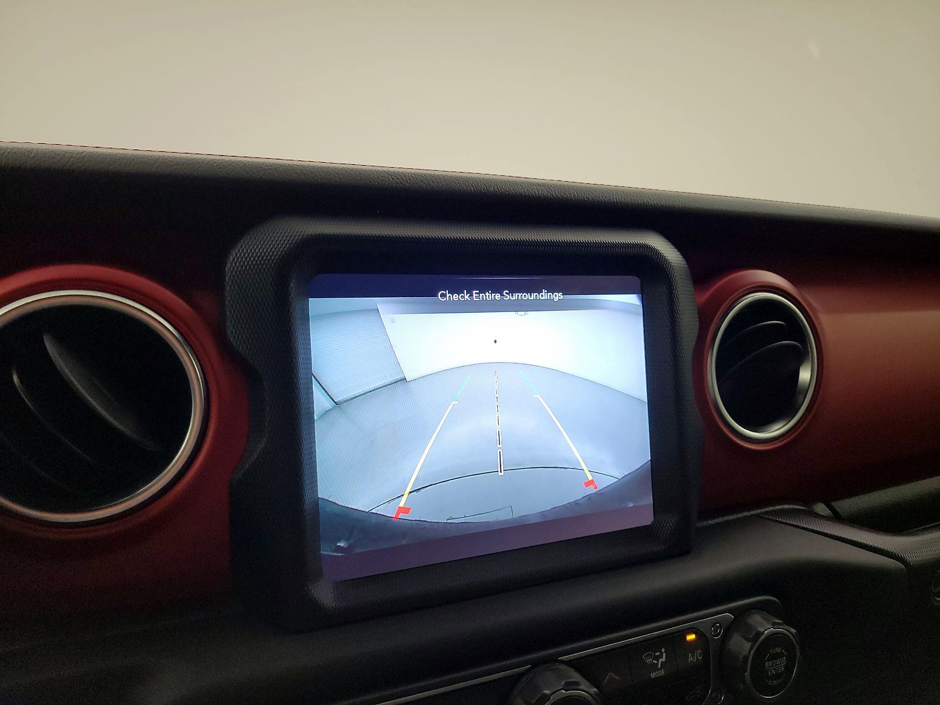 Thumbnail: 2021 Jeep Wrangler - 15