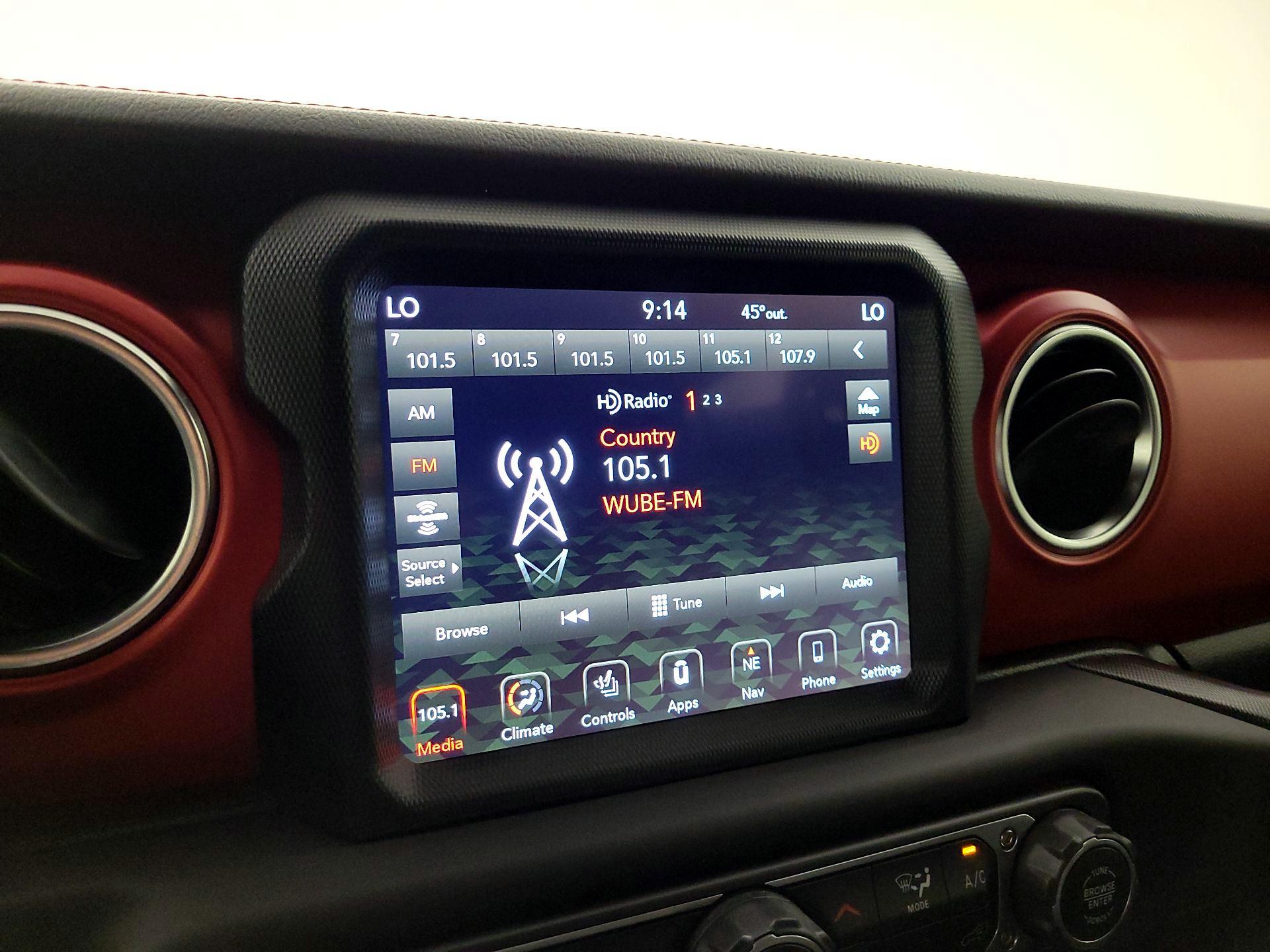 Thumbnail: 2021 Jeep Wrangler - 16