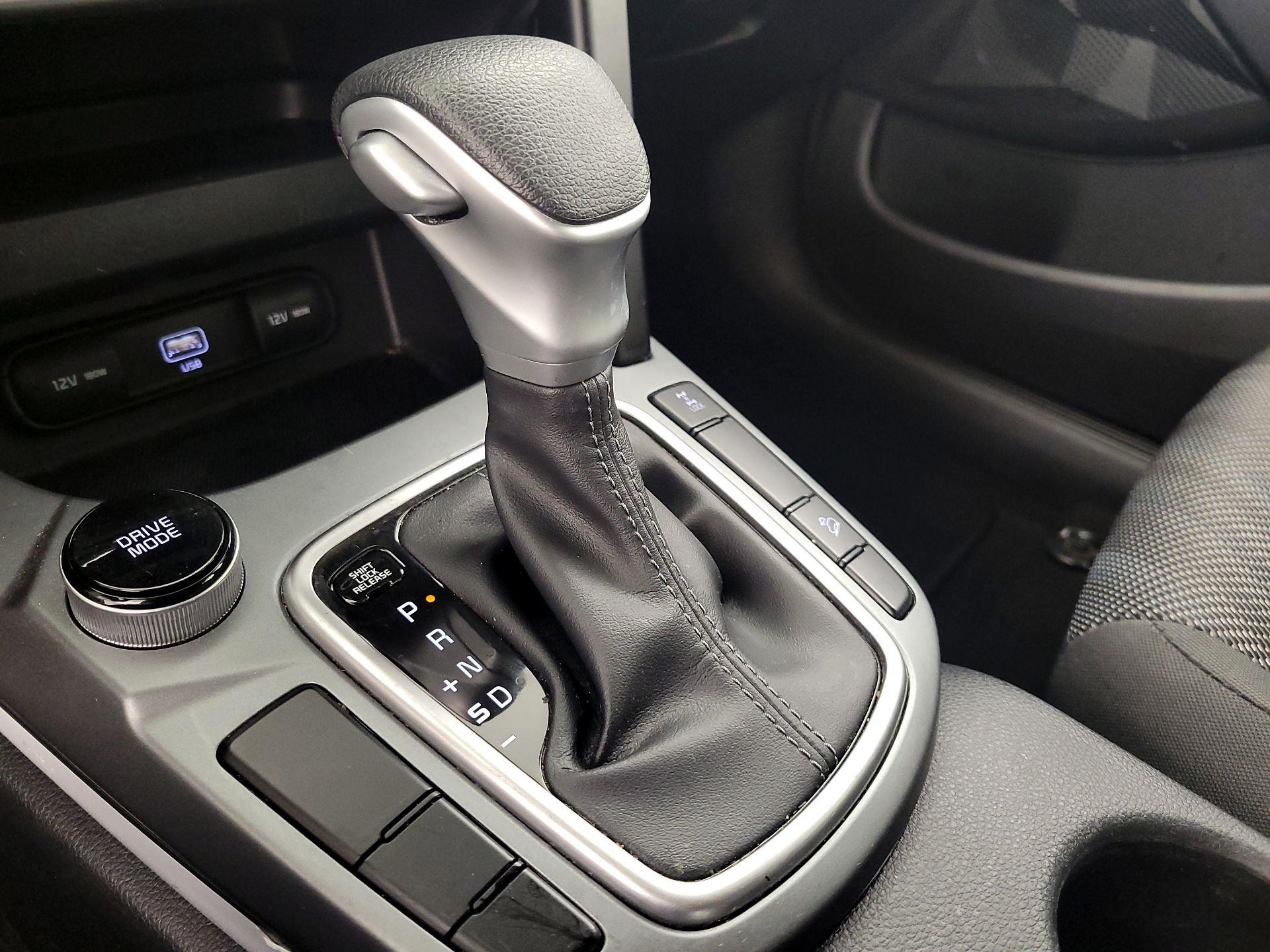 Thumbnail: 2023 Kia Seltos - 17