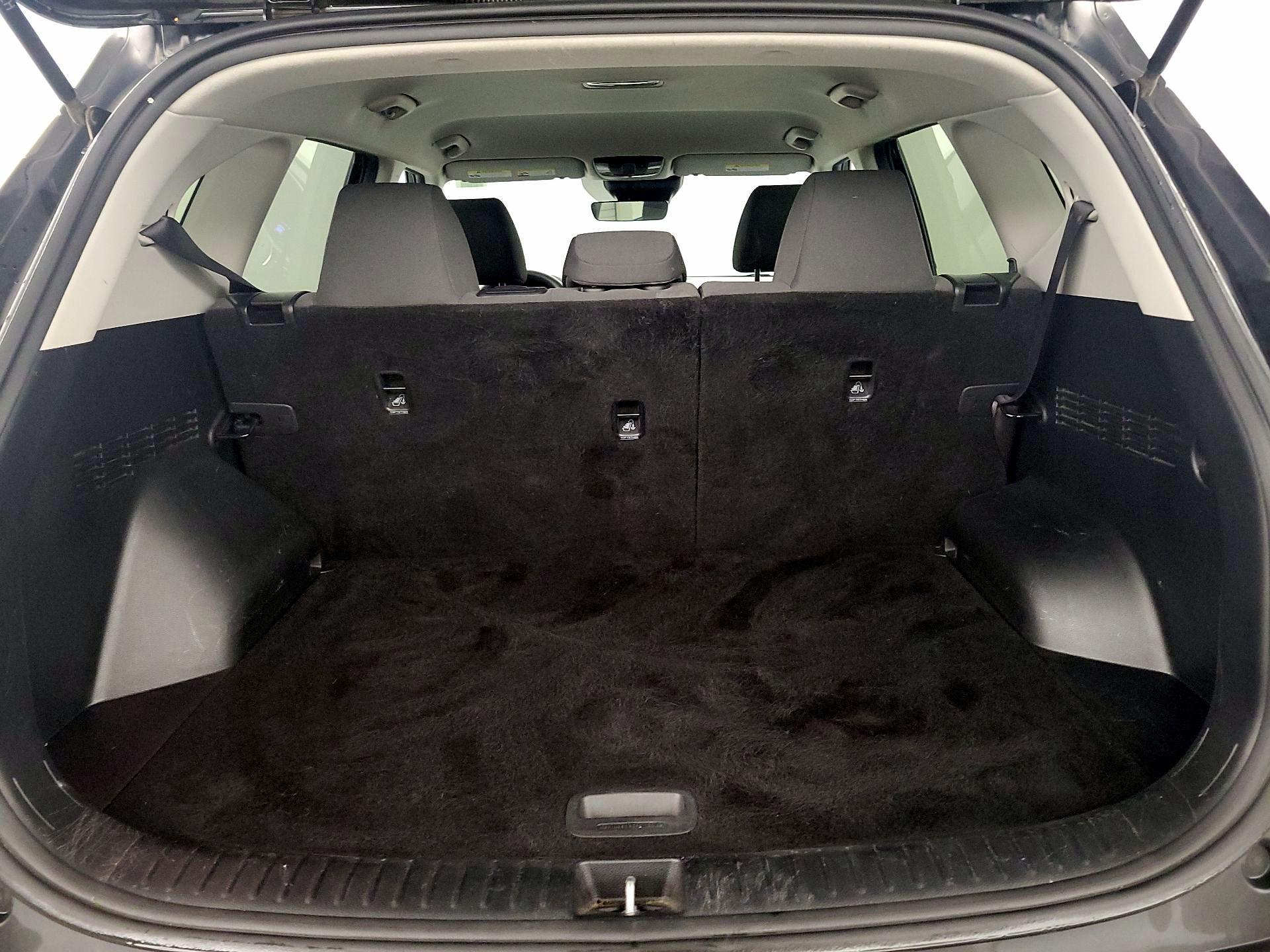 Thumbnail: 2023 Kia Seltos - 20