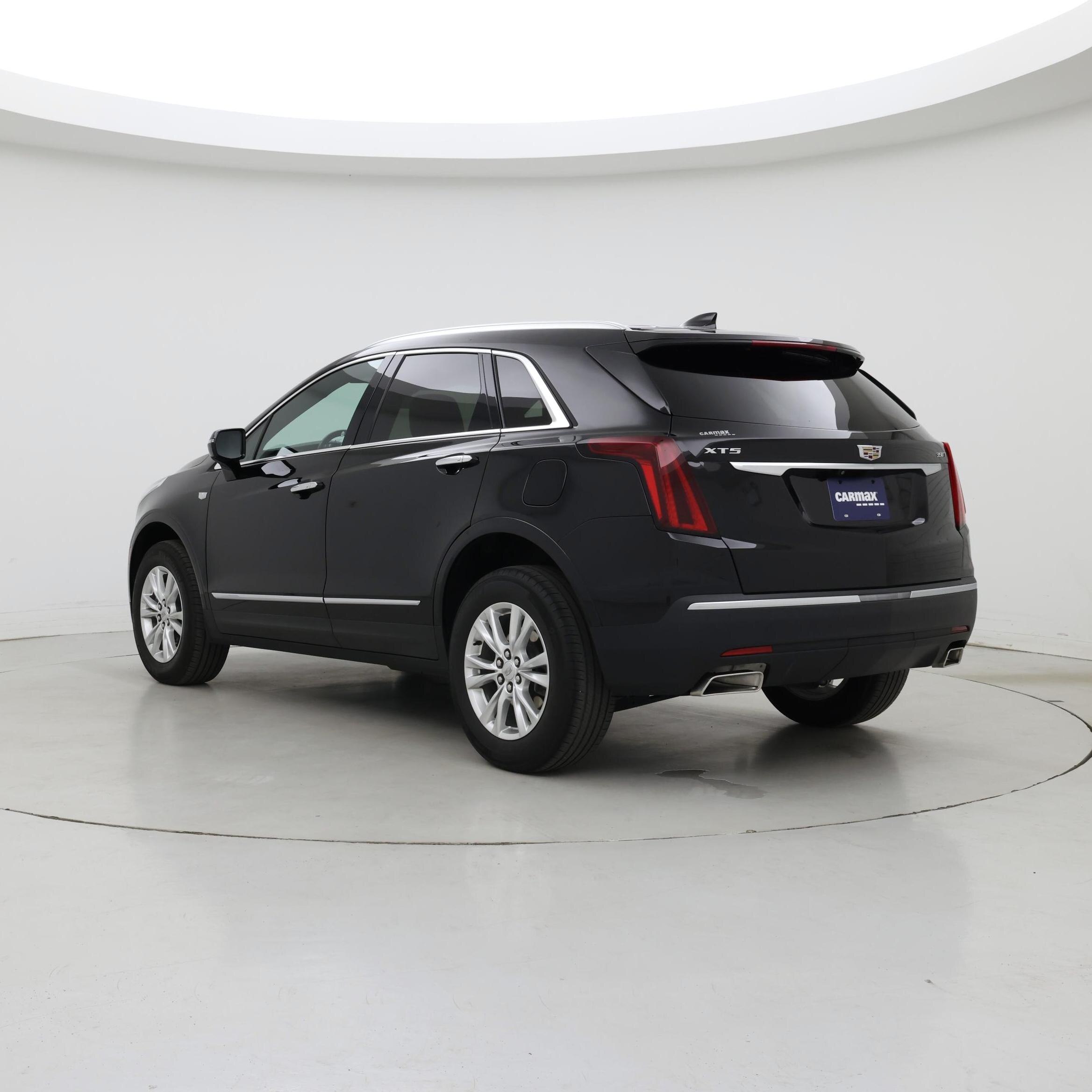 Thumbnail: 2022 Cadillac XT5 - 2