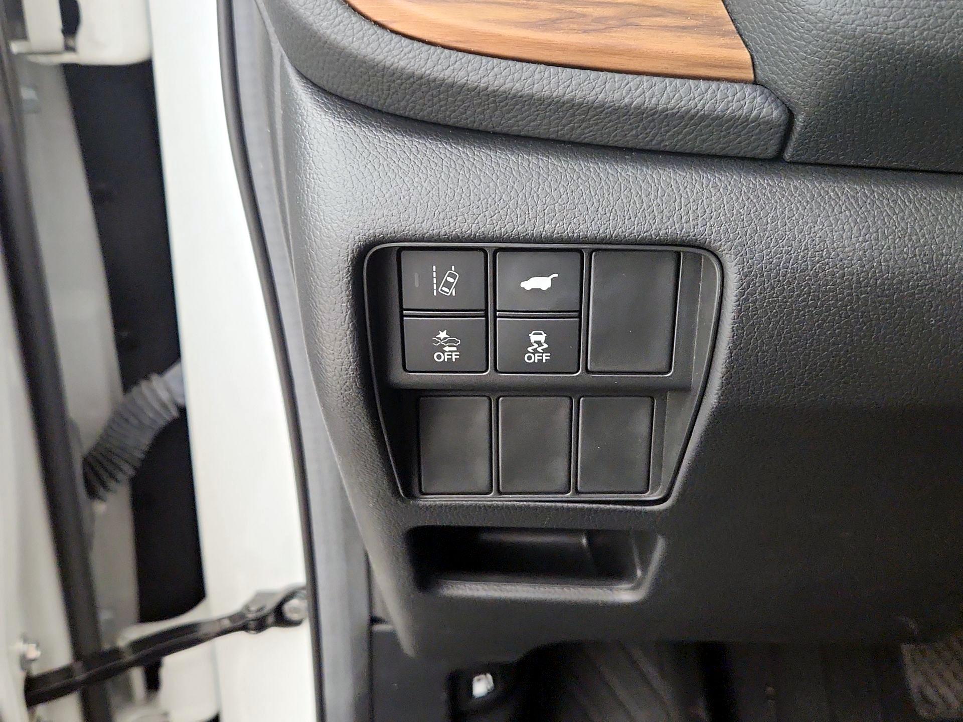 Thumbnail: 2018 Honda CR-V - 13