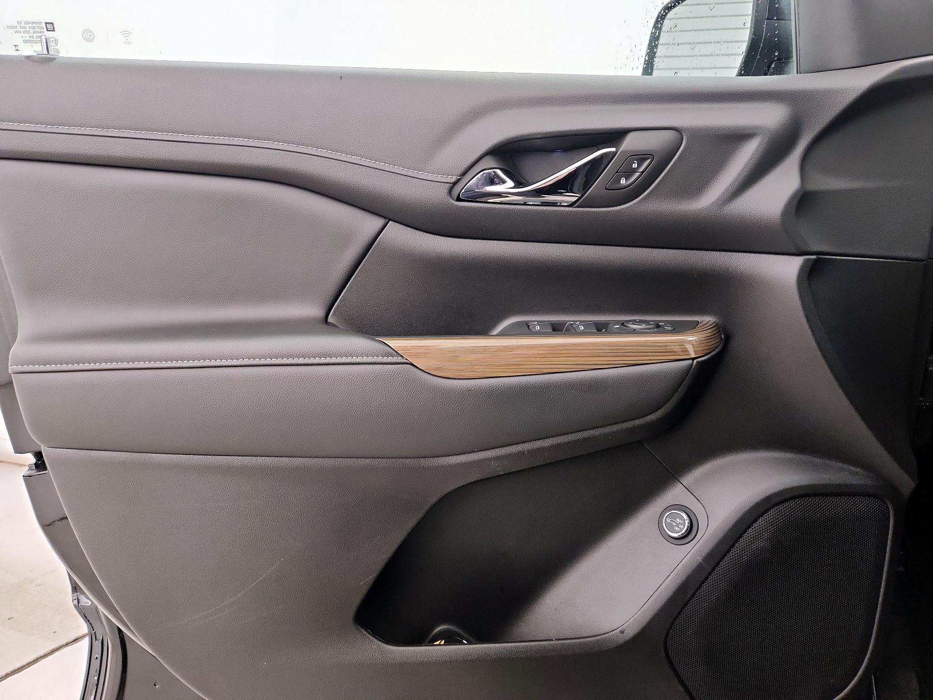 Thumbnail: 2023 GMC Acadia - 12