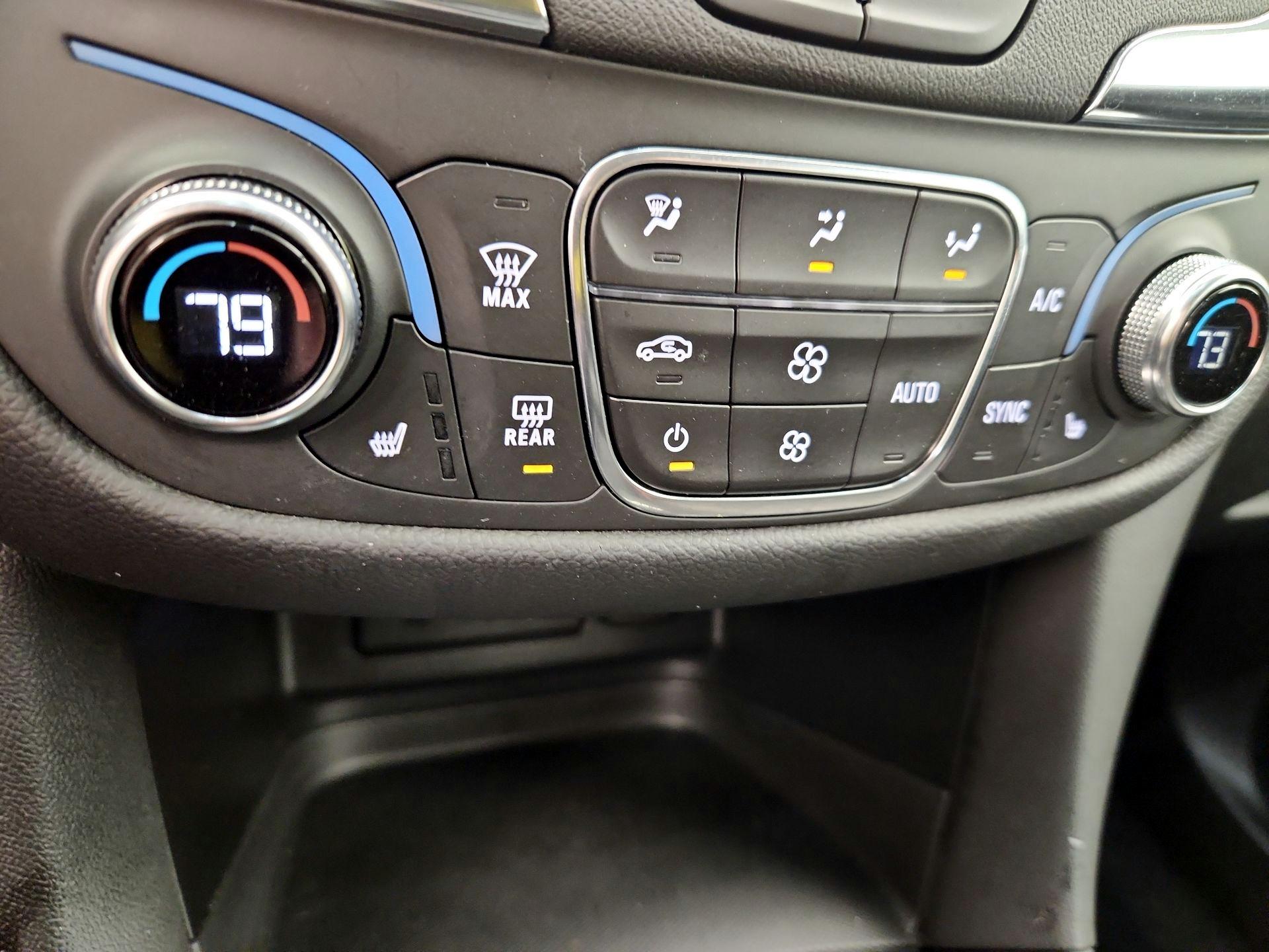 Thumbnail: 2023 Chevrolet Equinox - 16