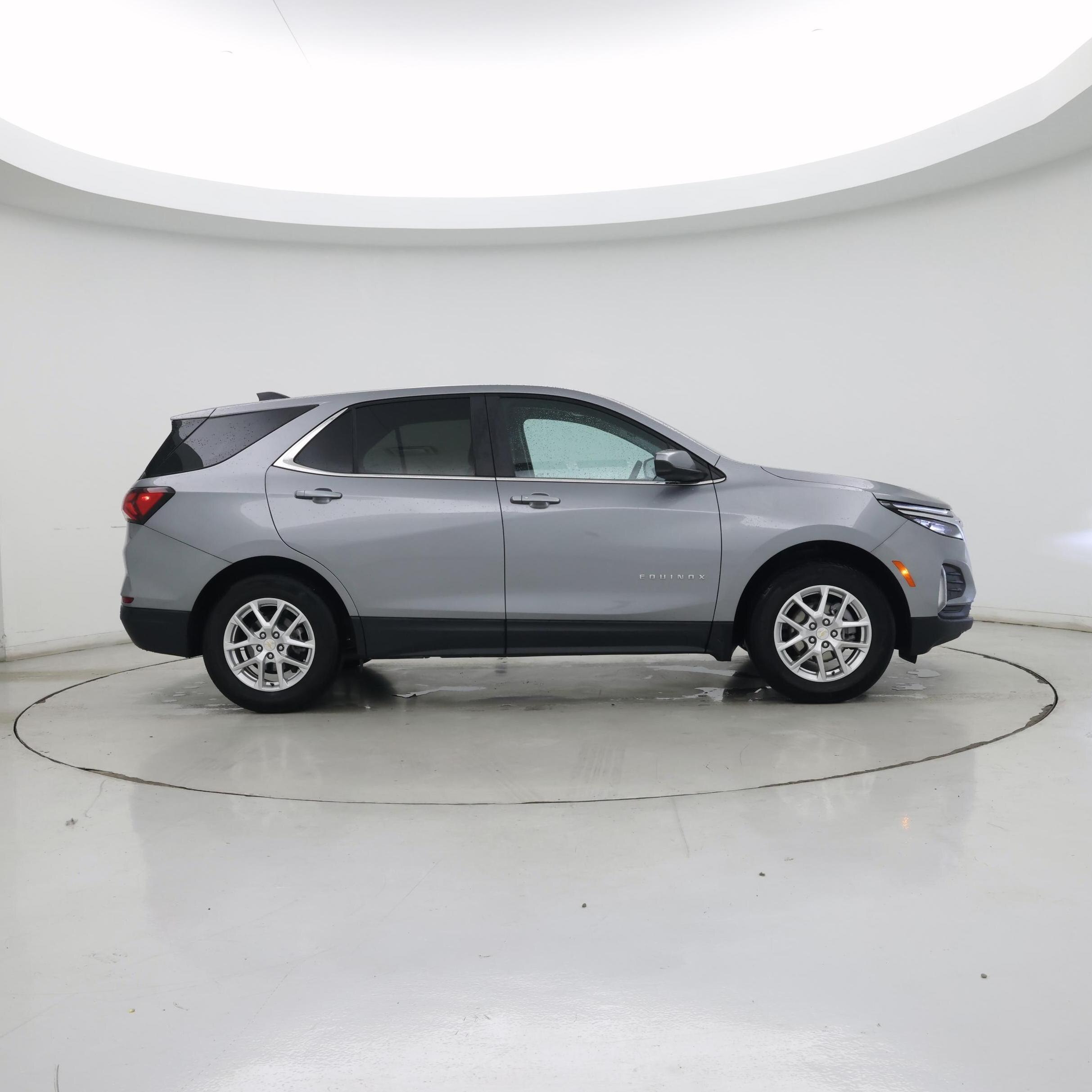 Thumbnail: 2023 Chevrolet Equinox - 7