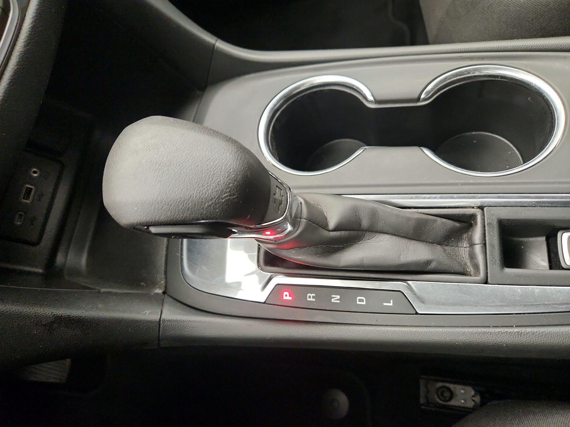 Thumbnail: 2022 Chevrolet Equinox - 17