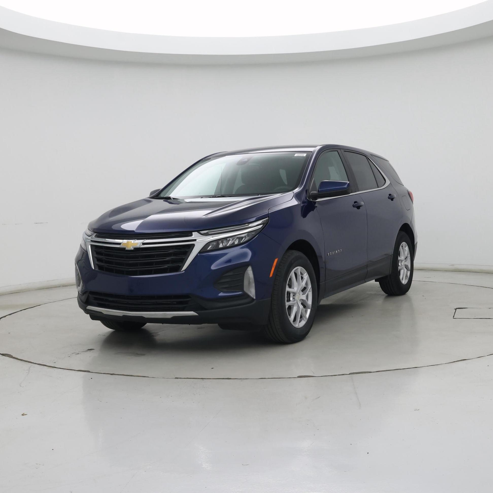 Thumbnail: 2022 Chevrolet Equinox - 4
