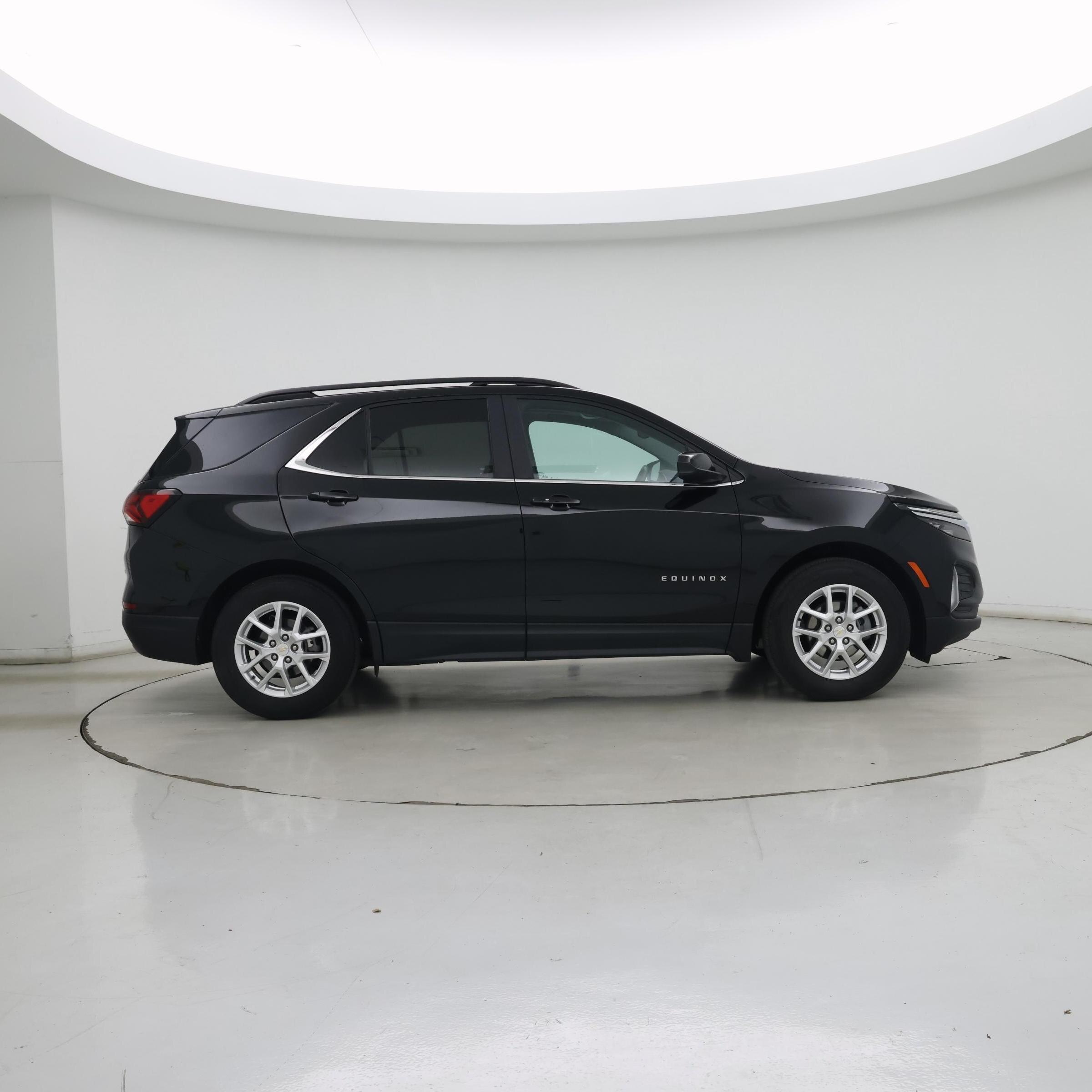 Thumbnail: 2023 Chevrolet Equinox - 7