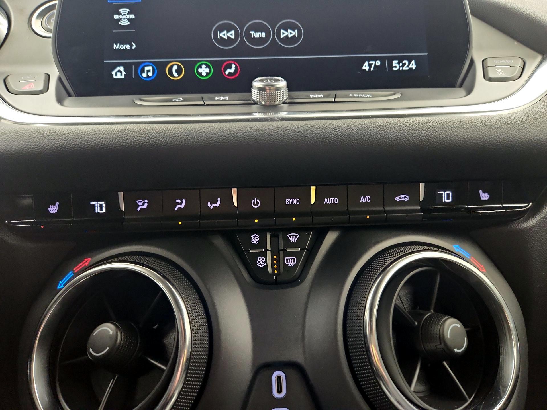 Thumbnail: 2023 Chevrolet Blazer - 16