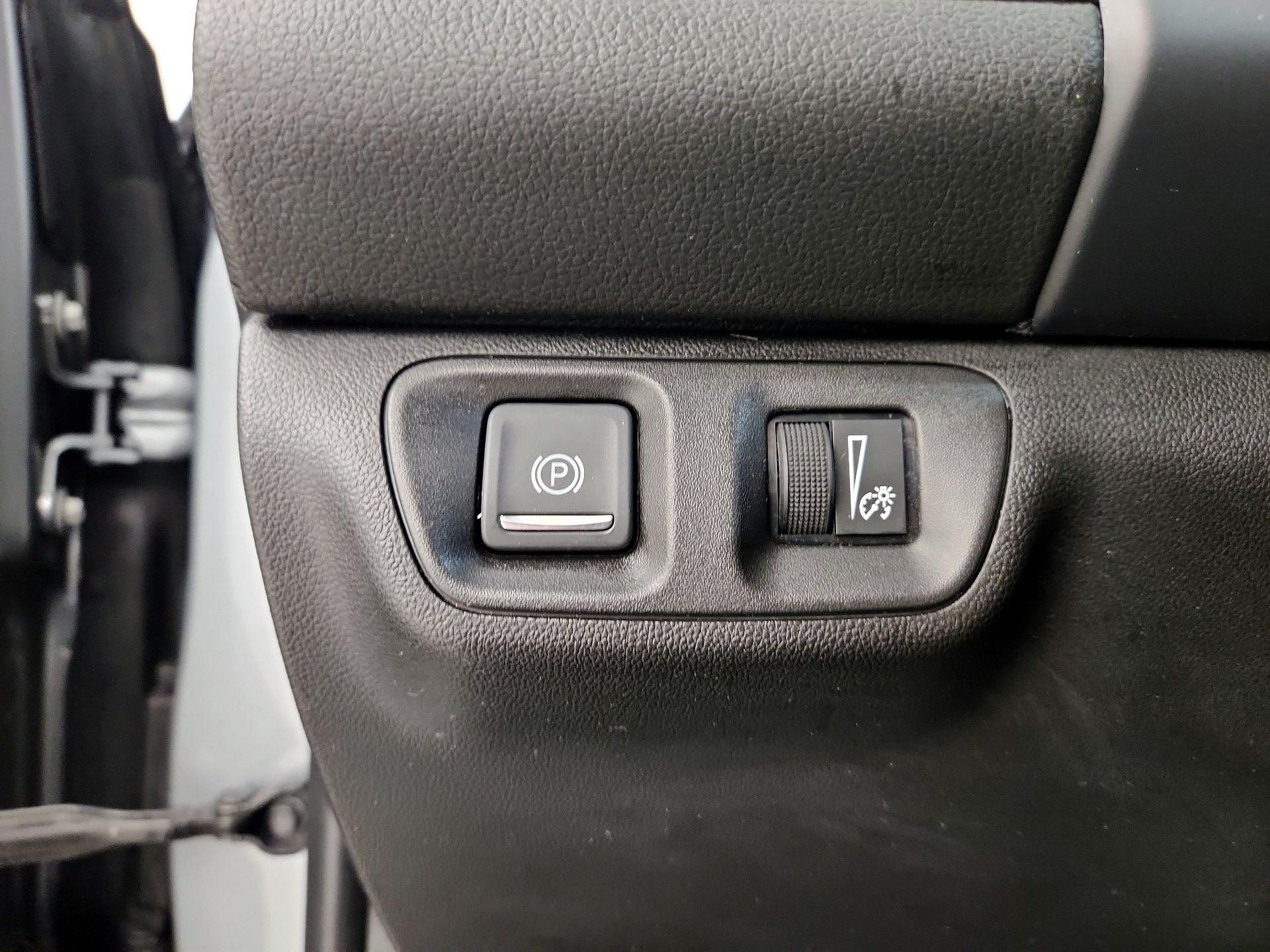 Thumbnail: 2023 GMC Acadia - 13