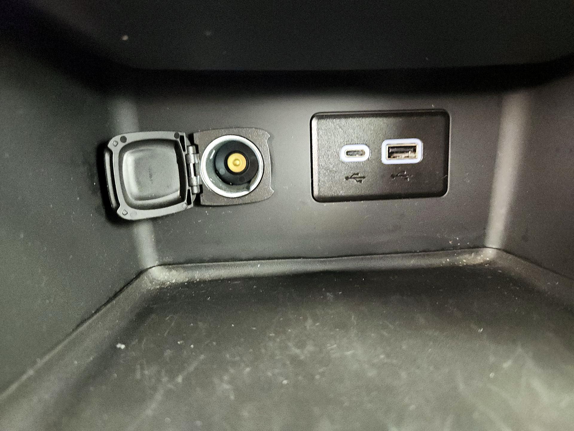 Thumbnail: 2023 GMC Acadia - 19