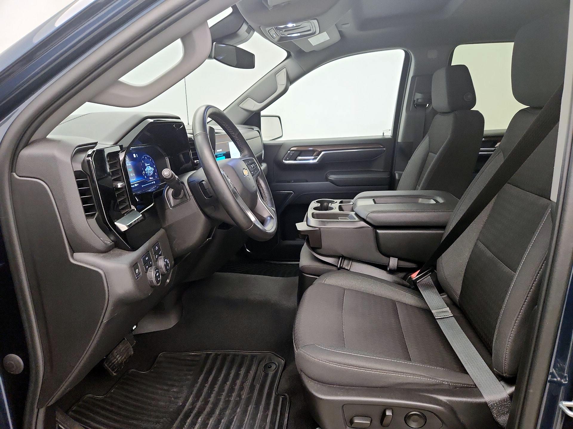 Thumbnail: 2023 Chevrolet Silverado 1500 - 11