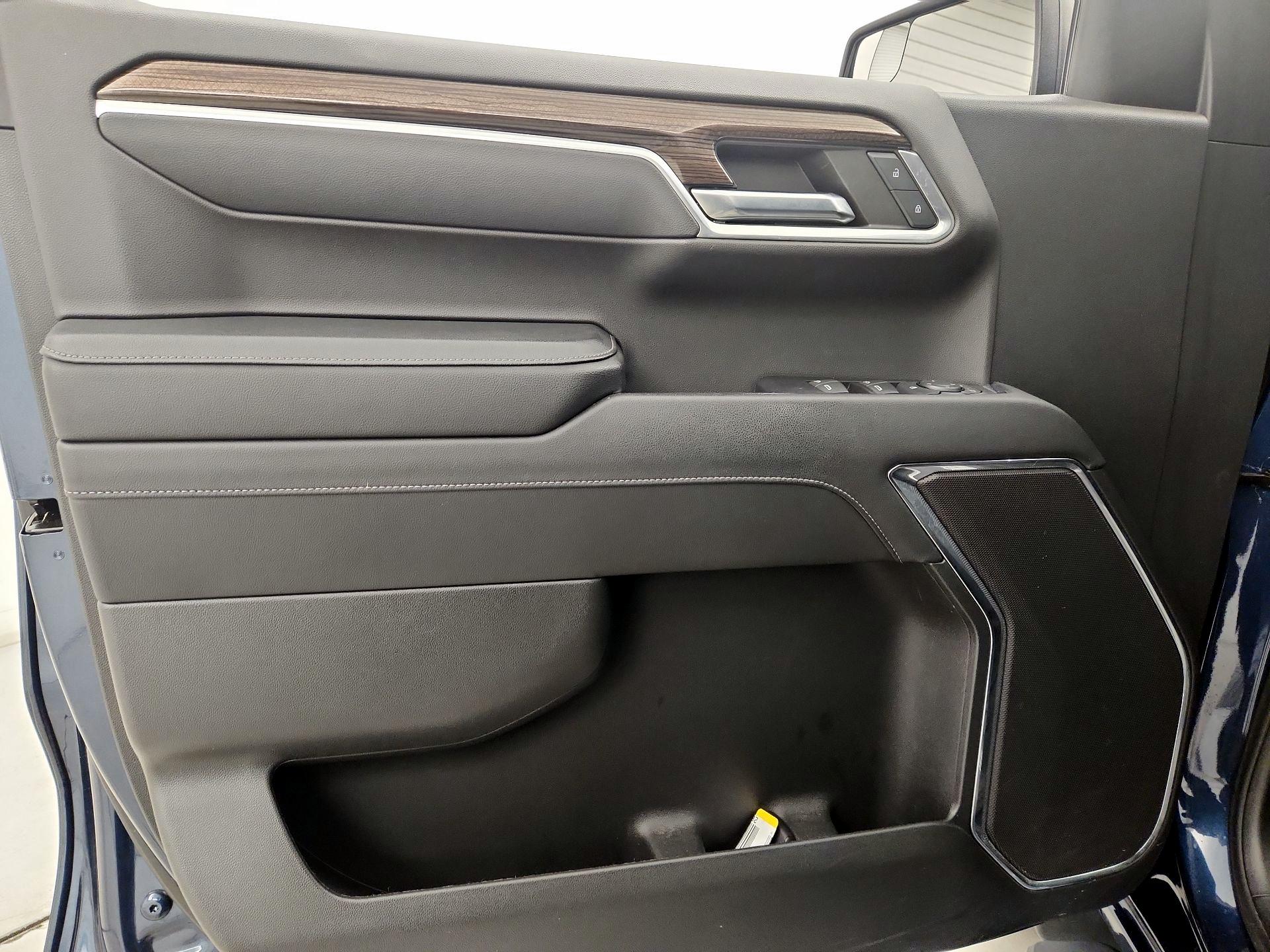 Thumbnail: 2023 Chevrolet Silverado 1500 - 12