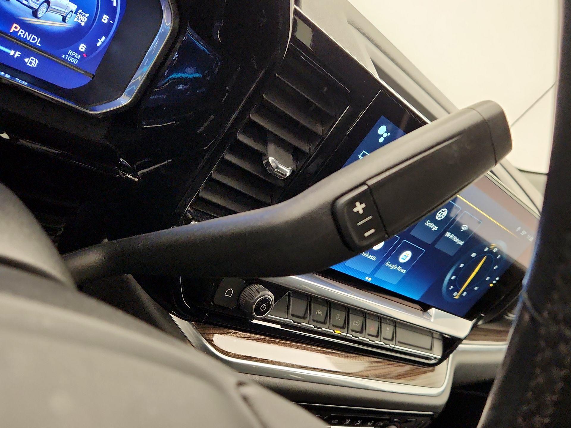 Thumbnail: 2022 Chevrolet Silverado 1500 - 18