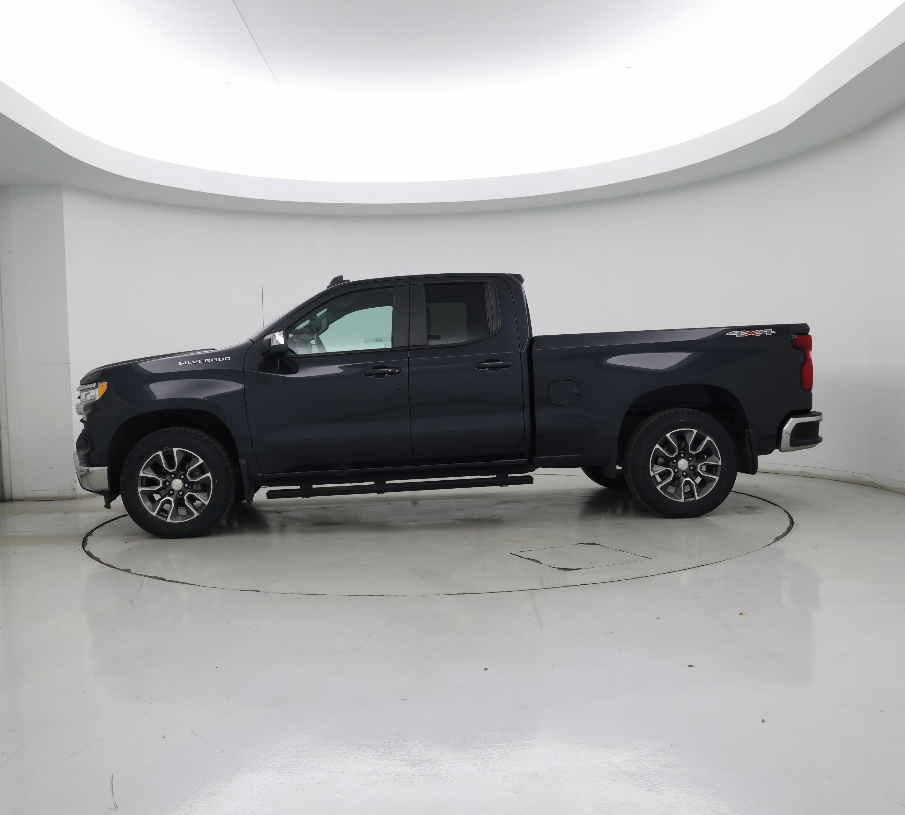 Thumbnail: 2022 Chevrolet Silverado 1500 - 3