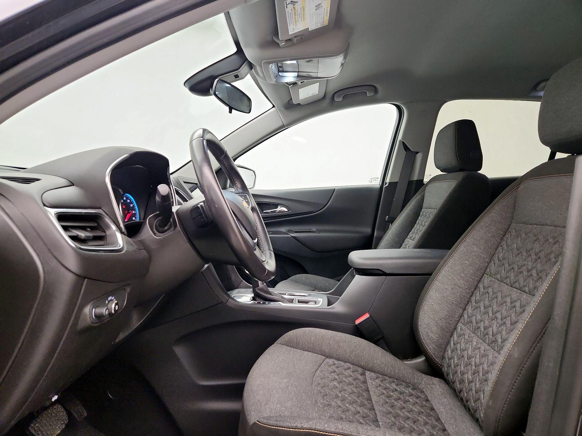 Thumbnail: 2022 Chevrolet Equinox - 11