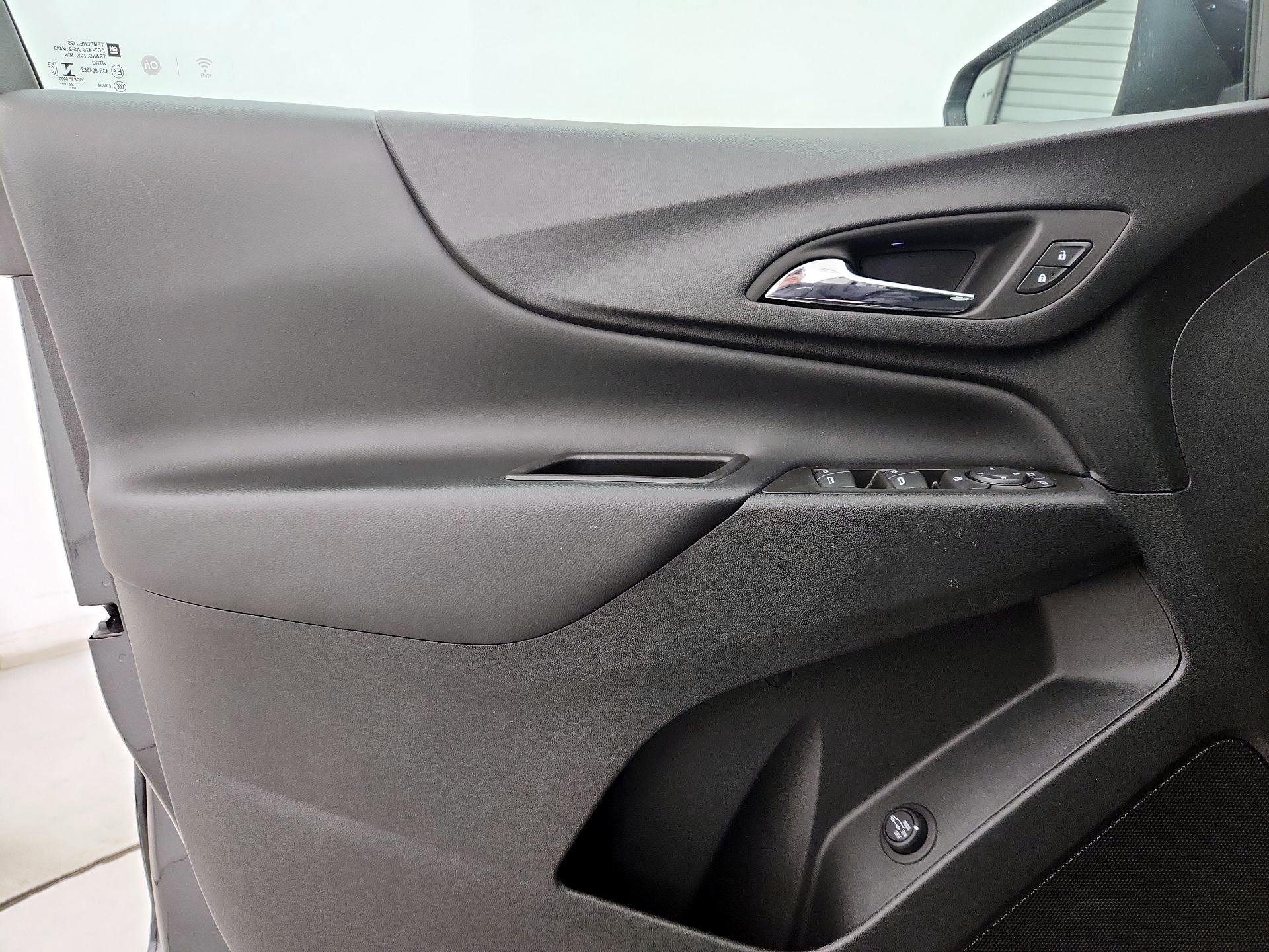 Thumbnail: 2022 Chevrolet Equinox - 12