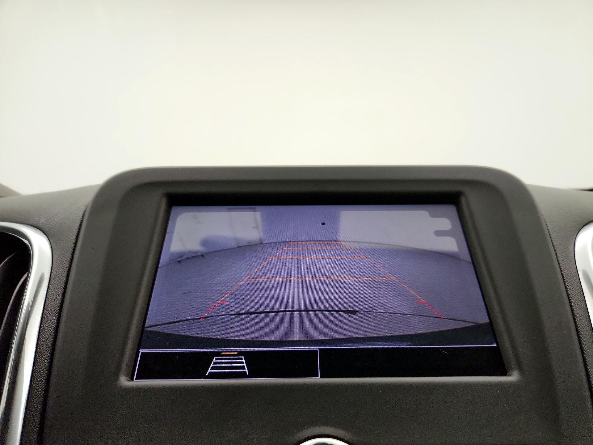 Thumbnail: 2022 Chevrolet Equinox - 14