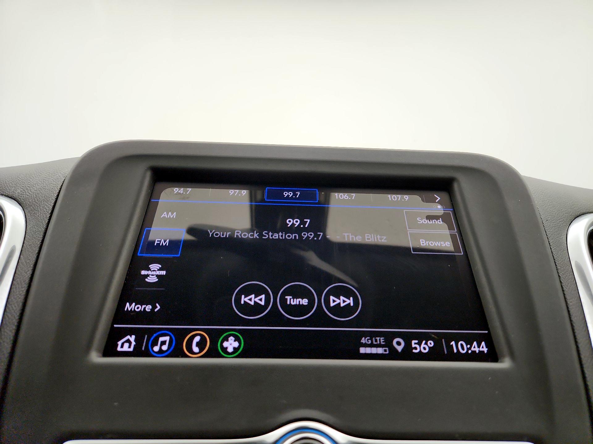 Thumbnail: 2022 Chevrolet Equinox - 15