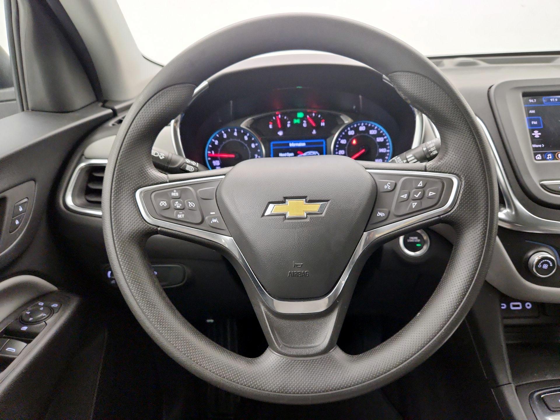 Thumbnail: 2022 Chevrolet Equinox - 10