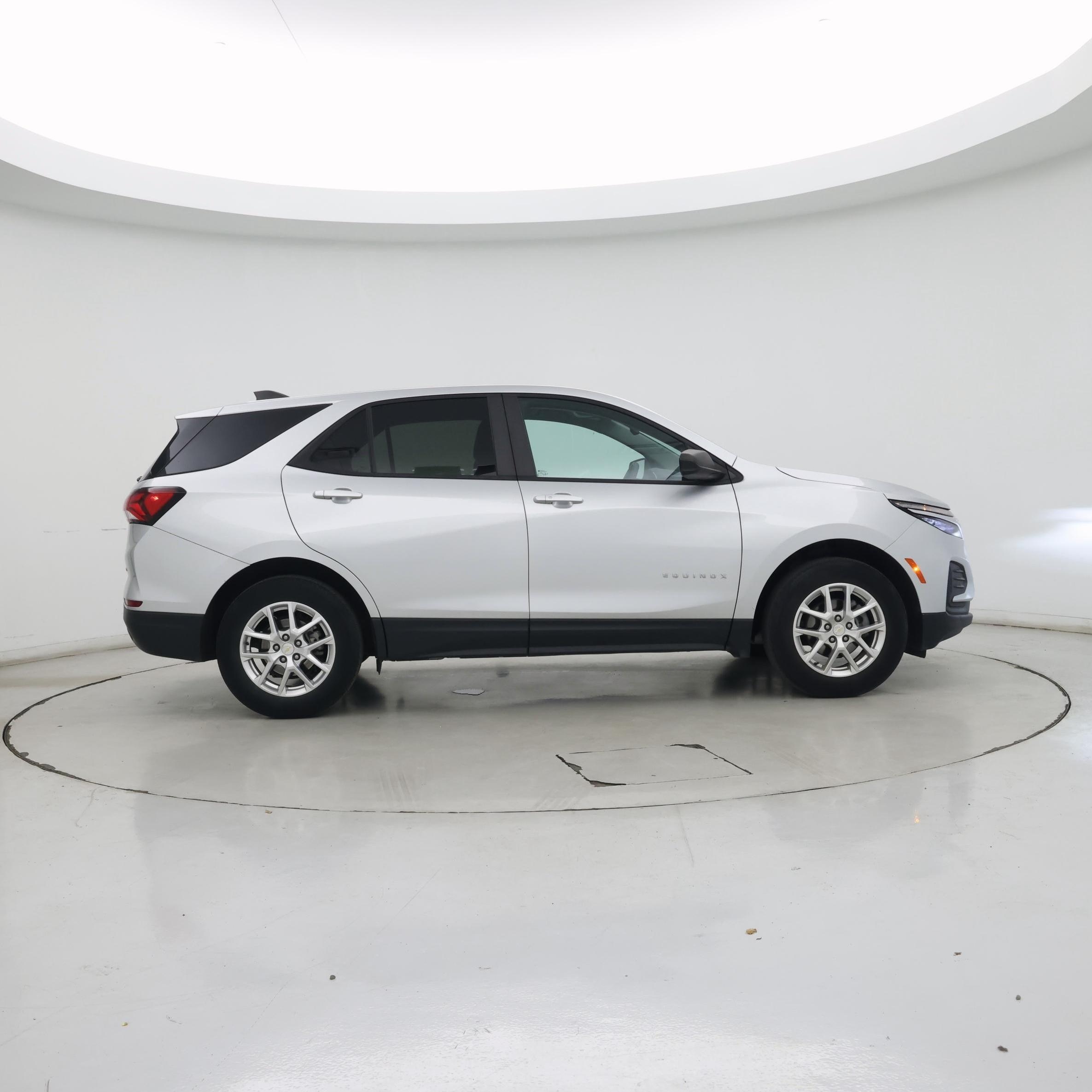 Thumbnail: 2022 Chevrolet Equinox - 7