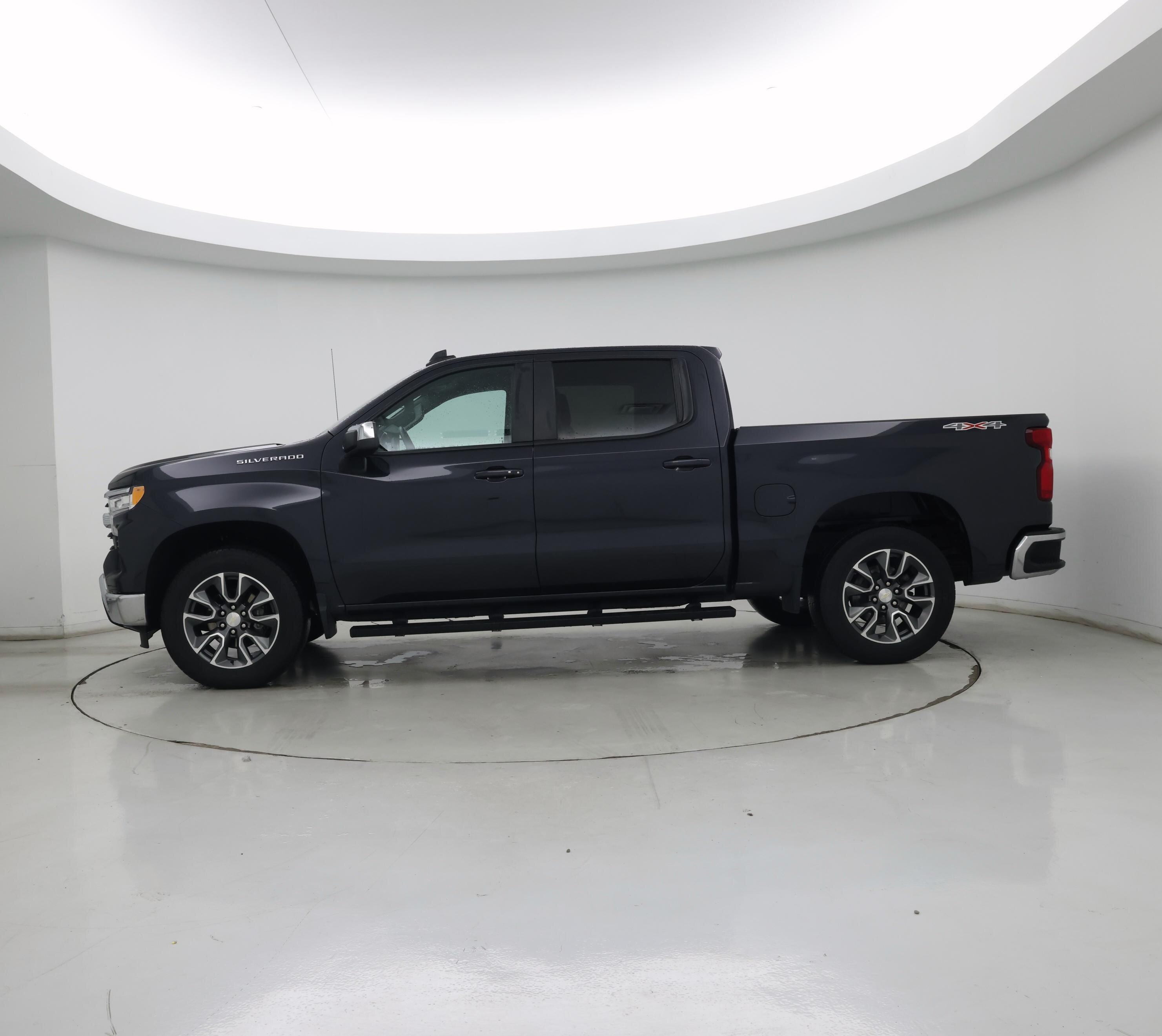 Thumbnail: 2022 Chevrolet Silverado 1500 - 3