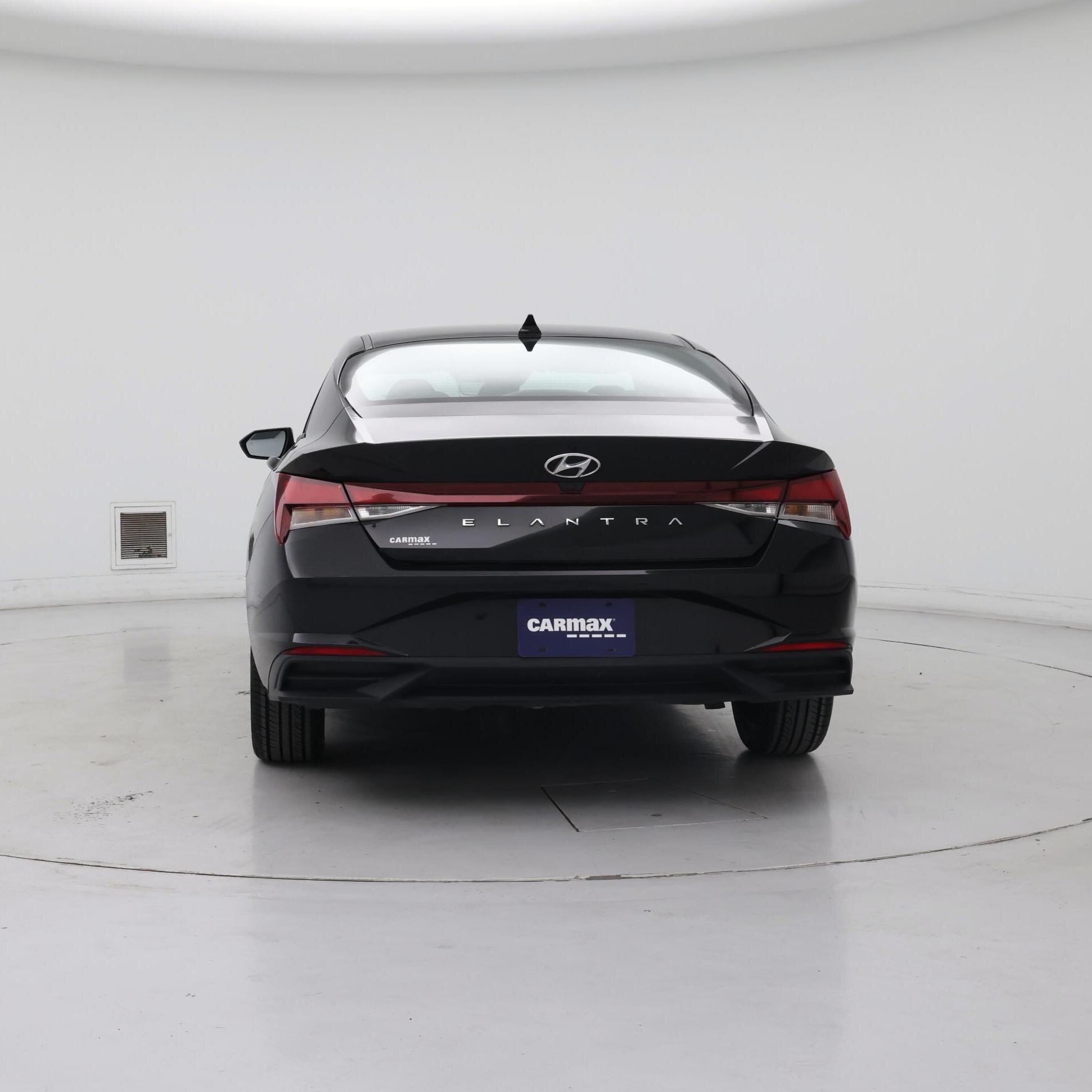 Thumbnail: 2023 Hyundai Elantra - 6