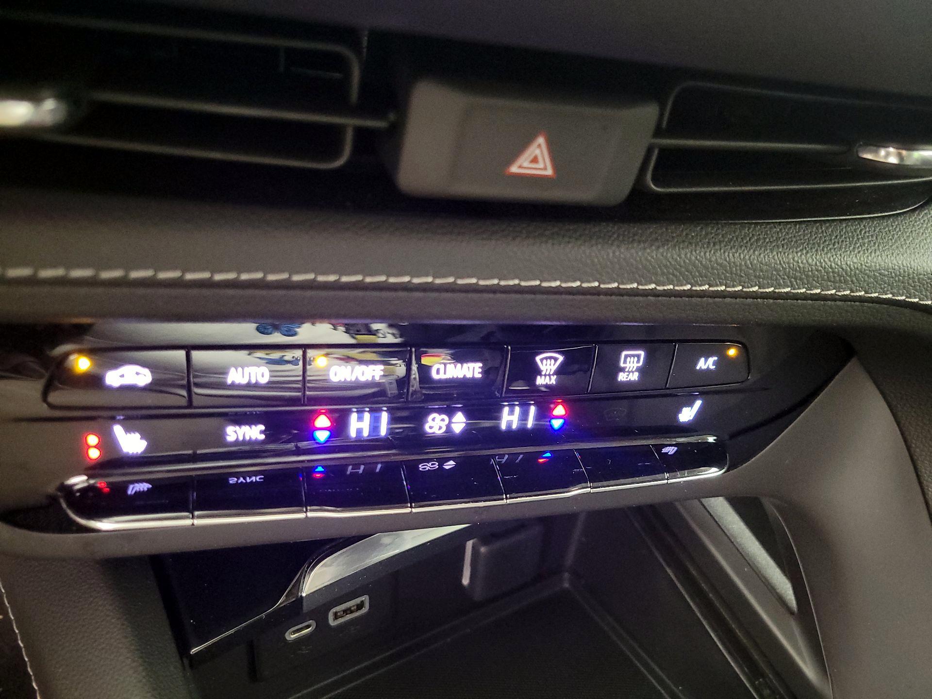 Thumbnail: 2022 Buick Envision - 16