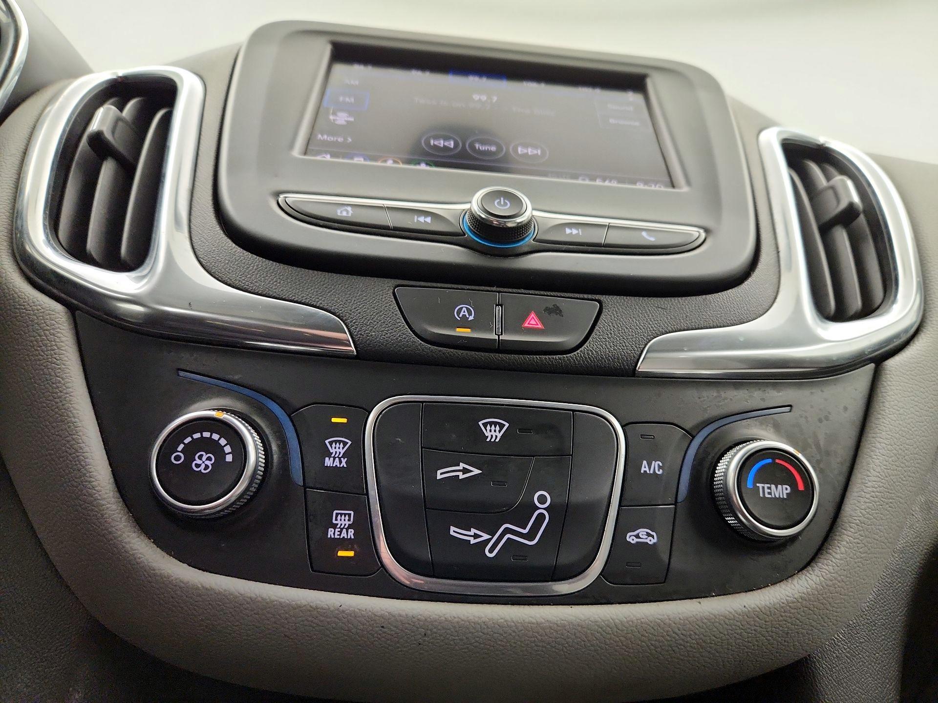 Thumbnail: 2022 Chevrolet Equinox - 16