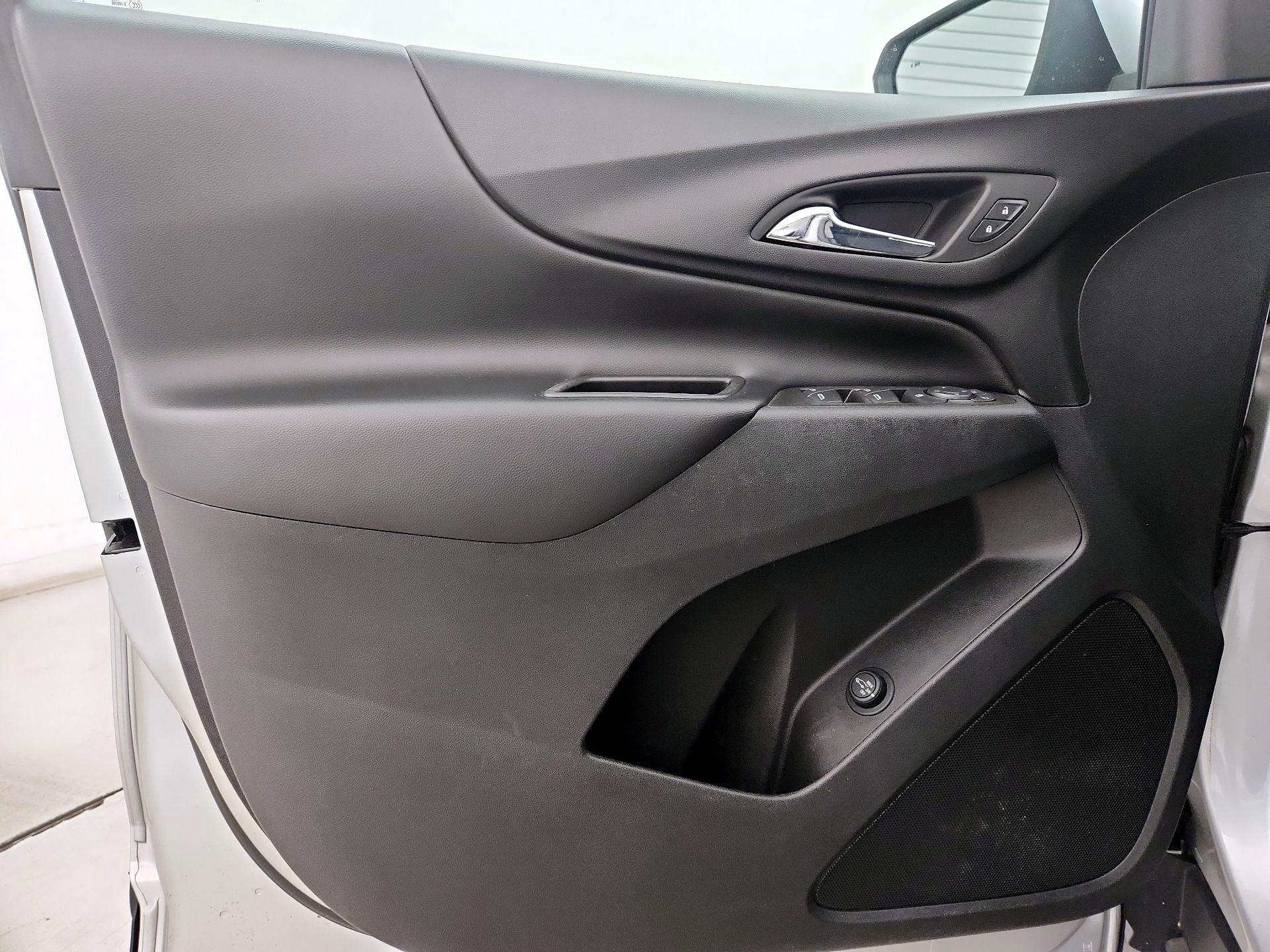 Thumbnail: 2021 Chevrolet Equinox - 12