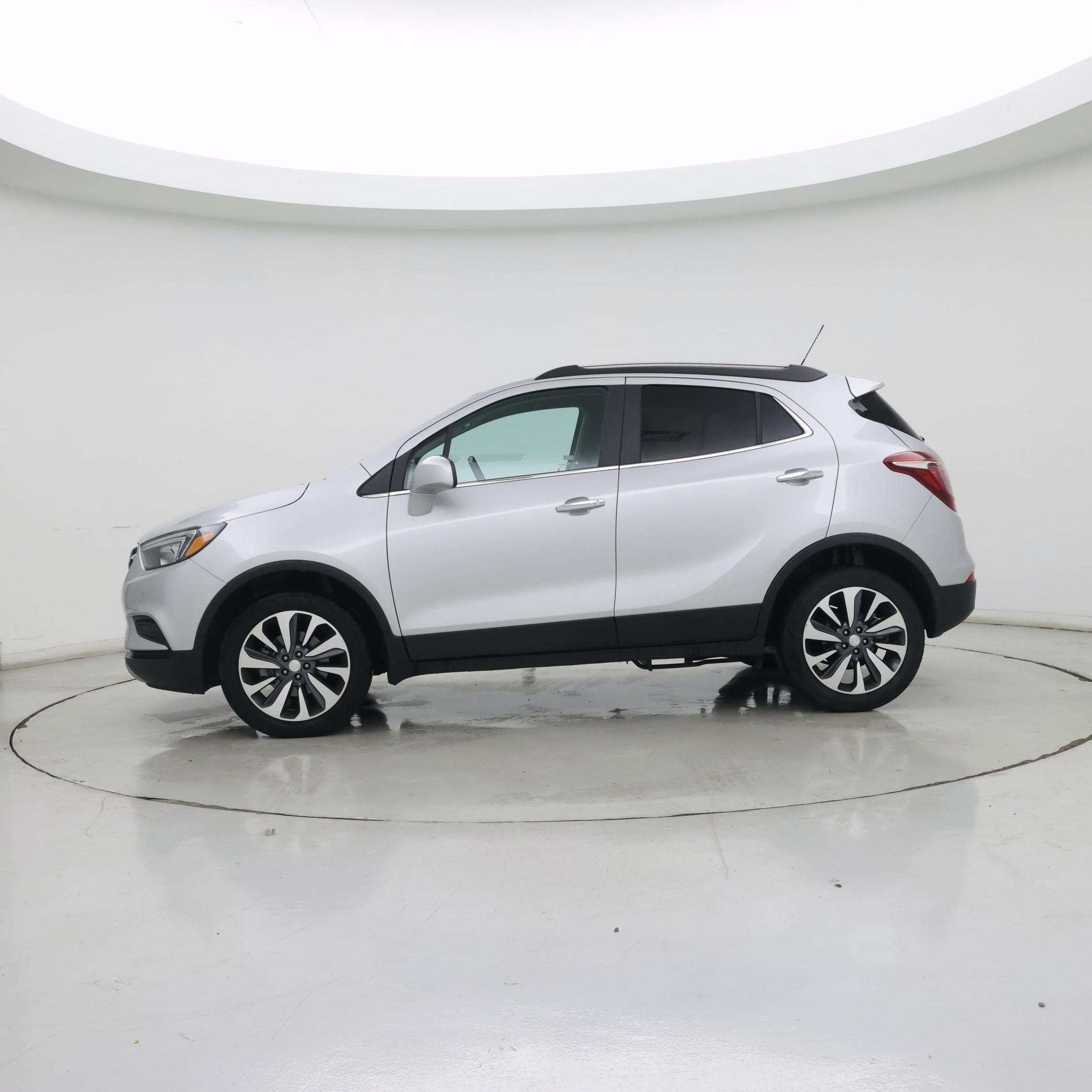 Thumbnail: 2022 Buick Encore - 3