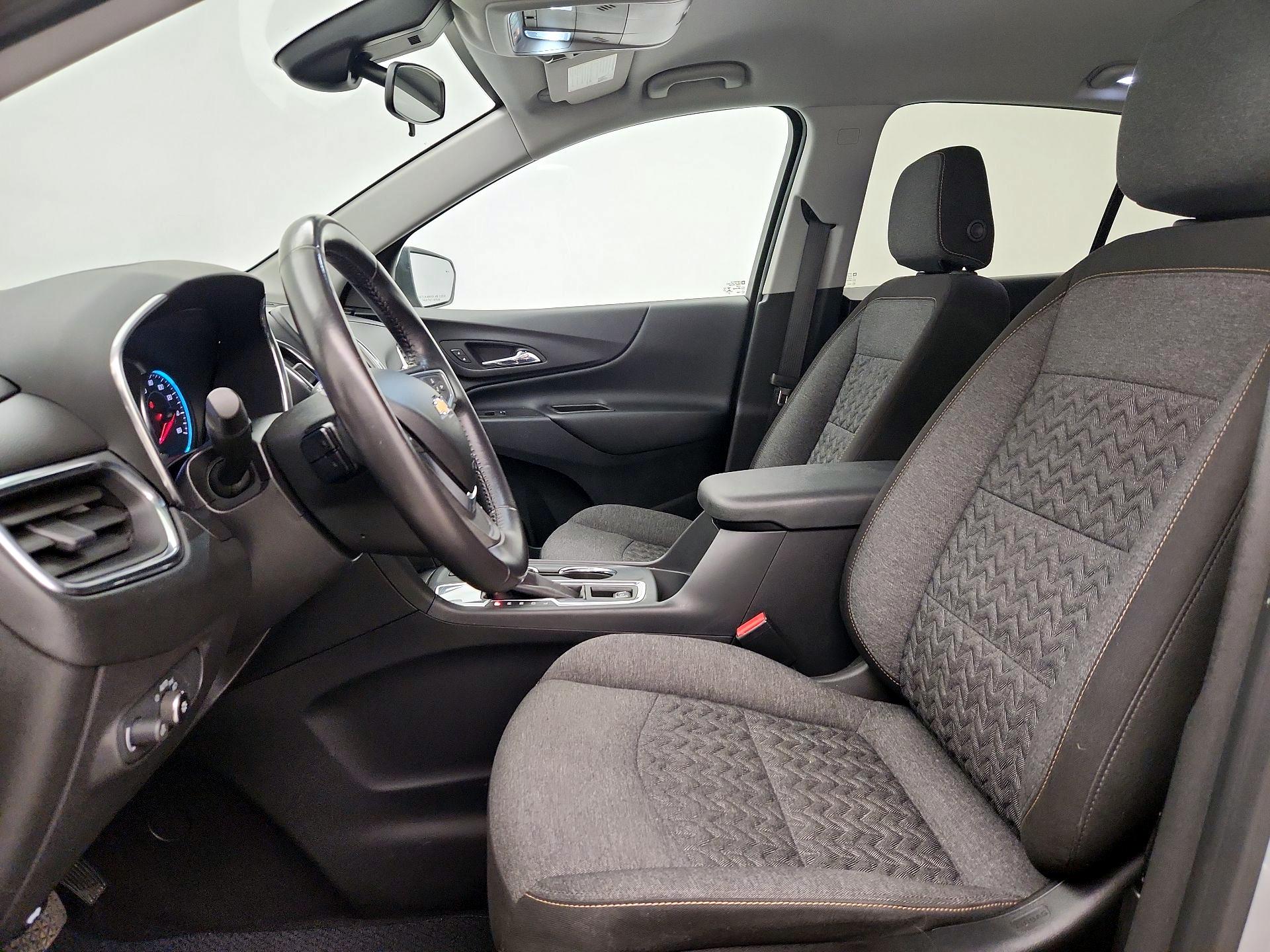 Thumbnail: 2022 Chevrolet Equinox - 11