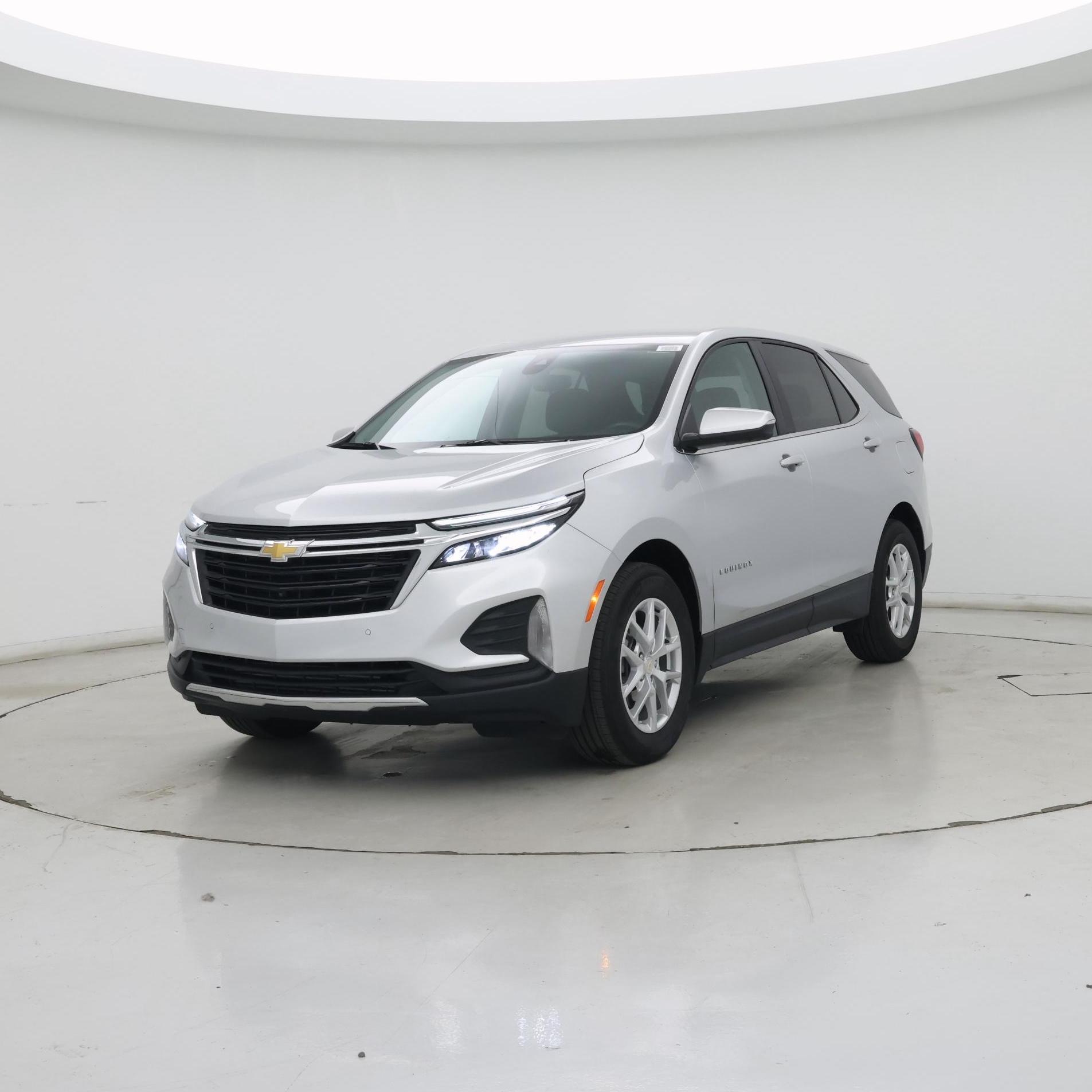 Thumbnail: 2022 Chevrolet Equinox - 4