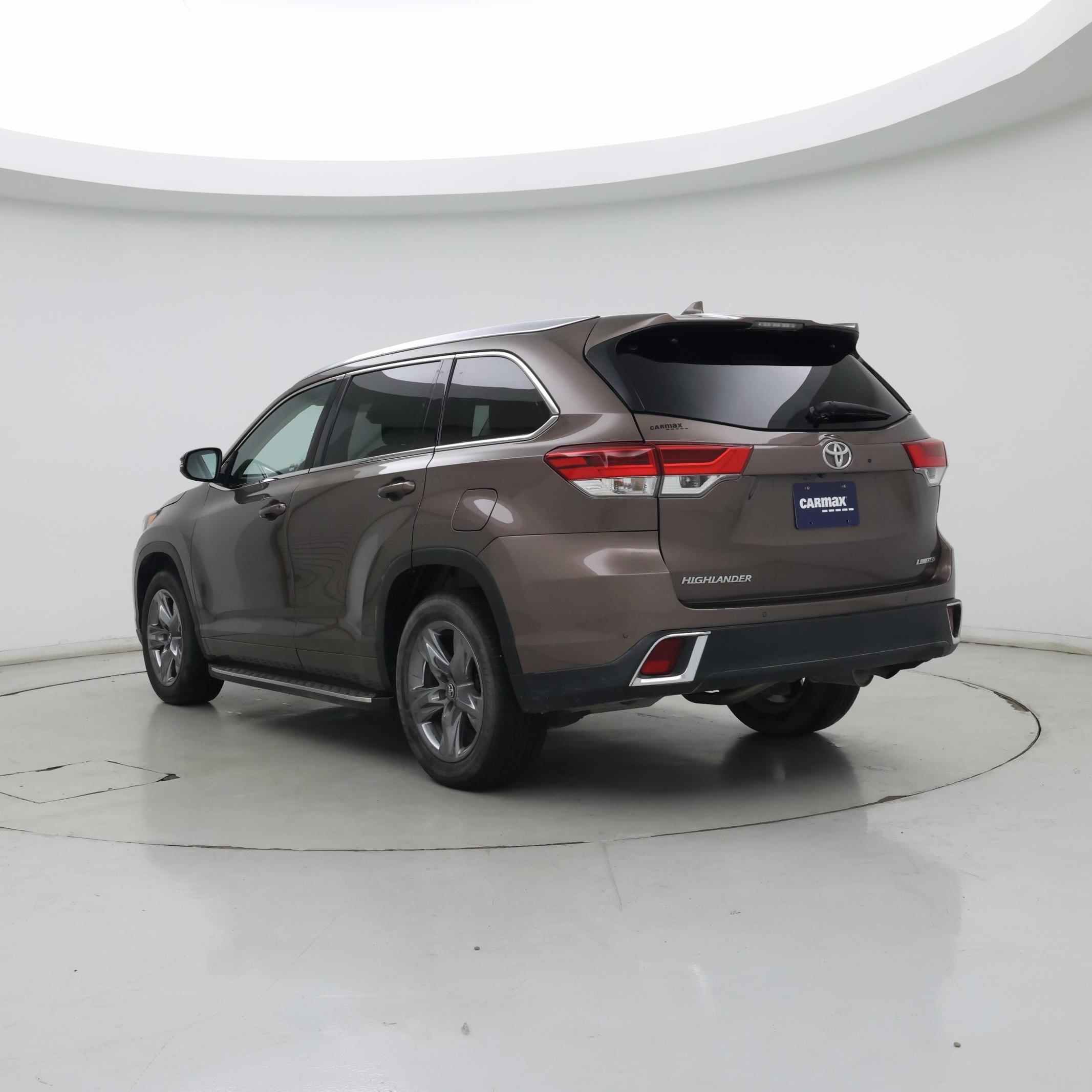 Thumbnail: 2018 Toyota Highlander - 2