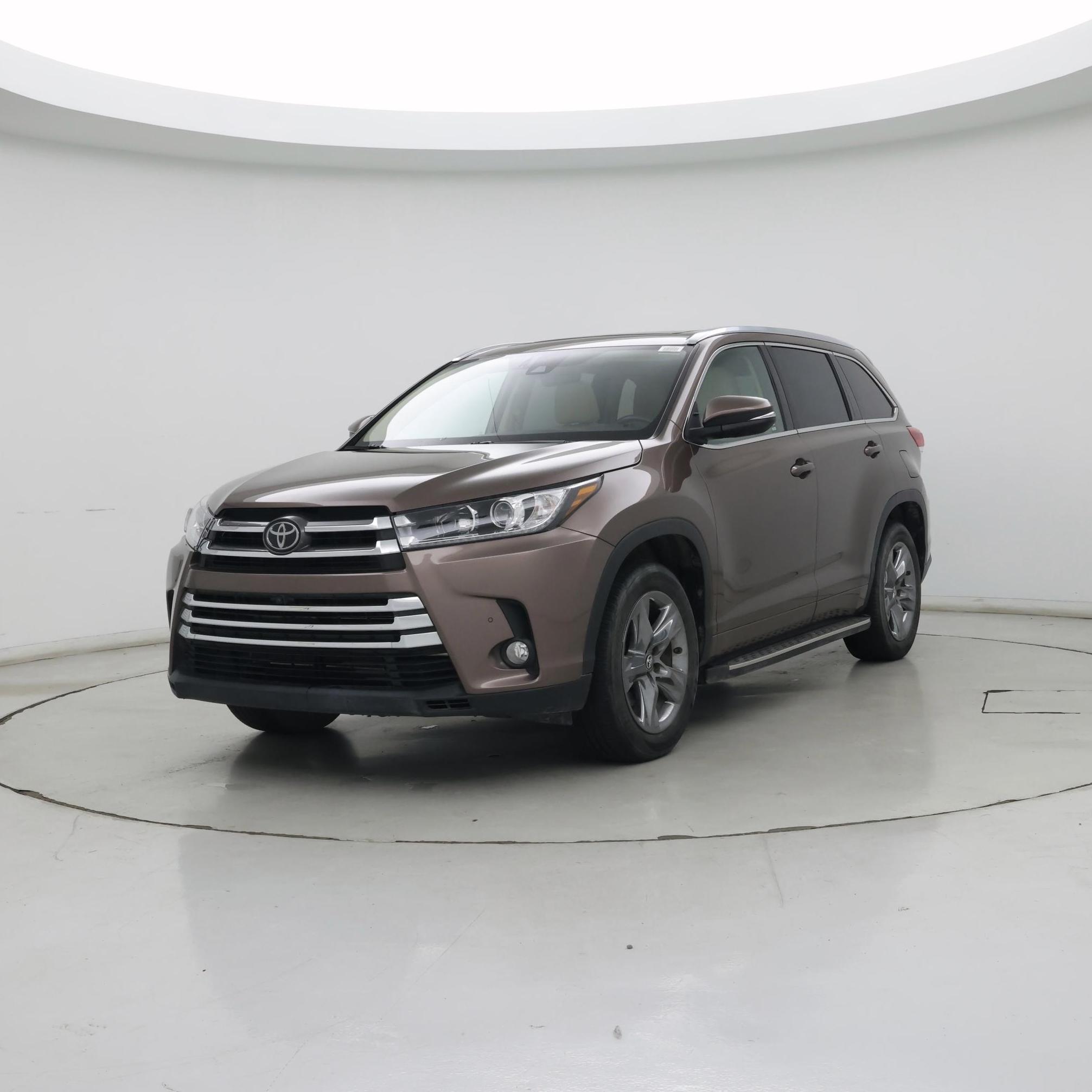 Thumbnail: 2018 Toyota Highlander - 4