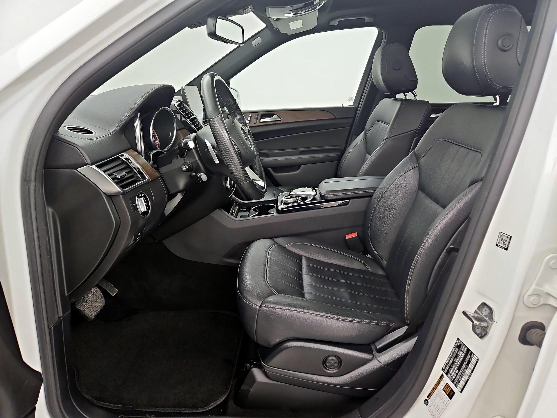 Thumbnail: 2019 Mercedes-Benz GLS - 11