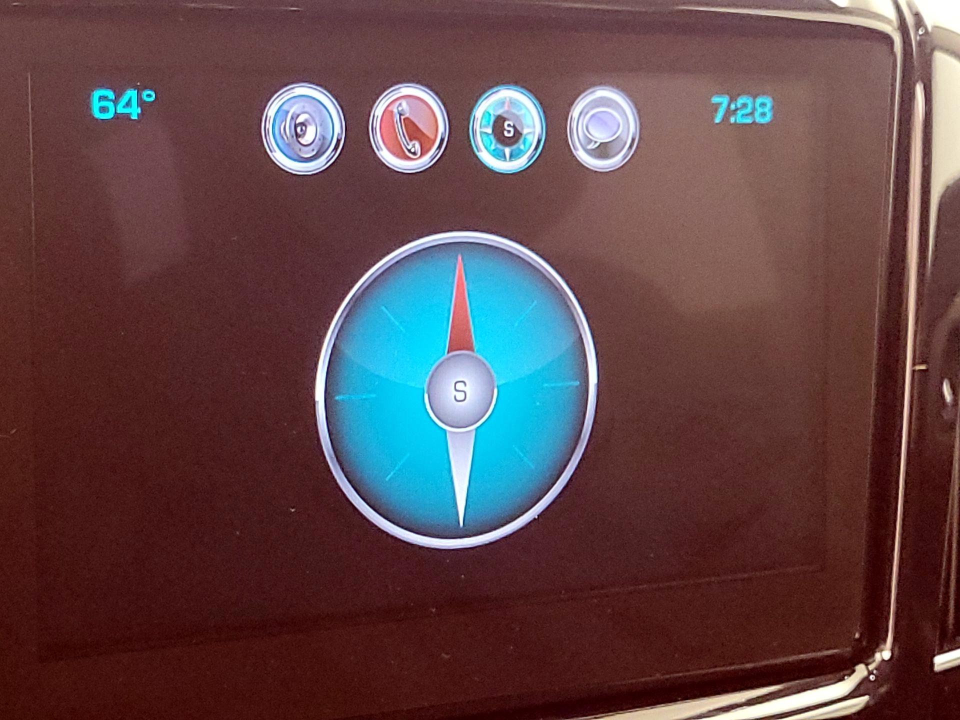 Thumbnail: 2018 Chevrolet Traverse - 14