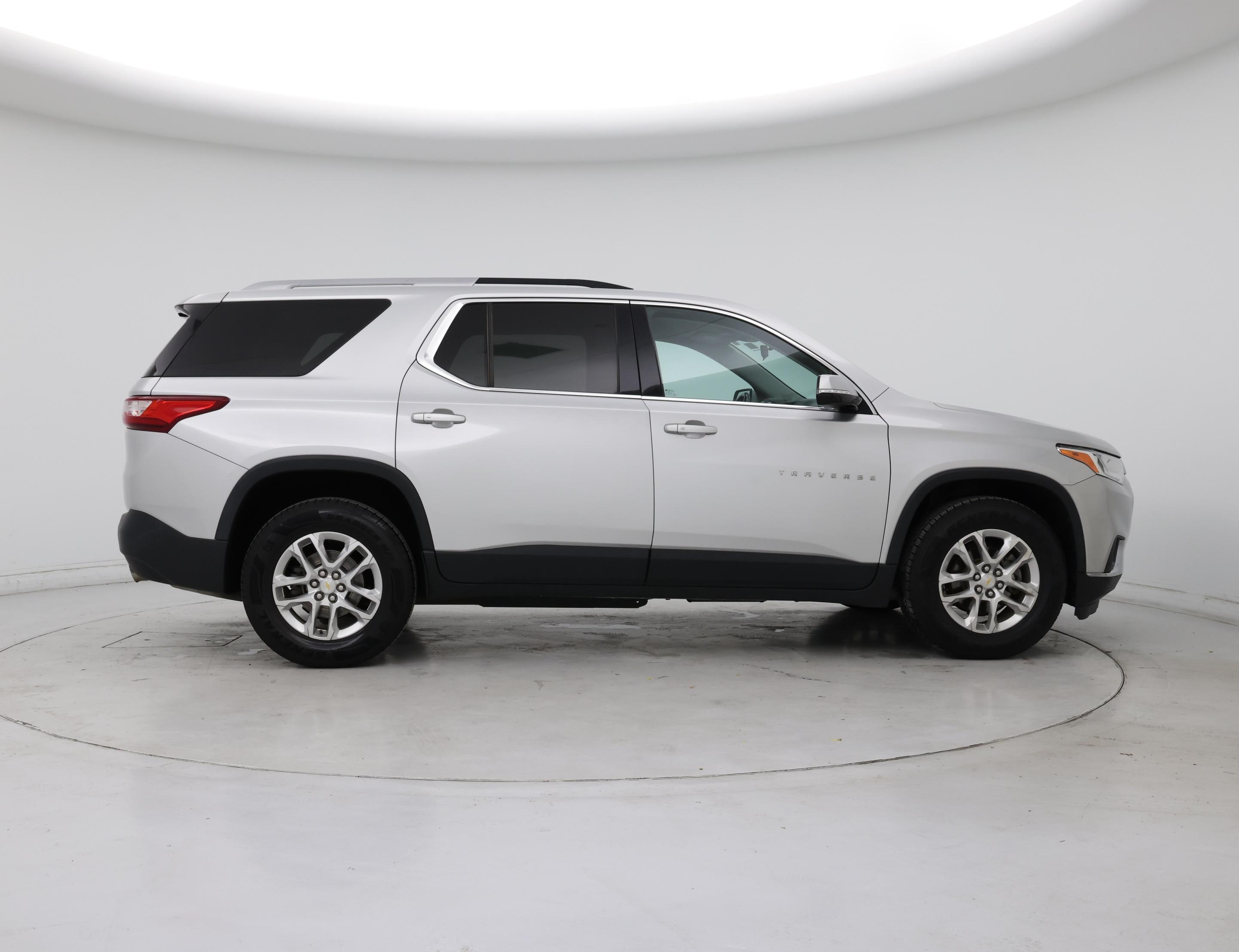 Thumbnail: 2018 Chevrolet Traverse - 7