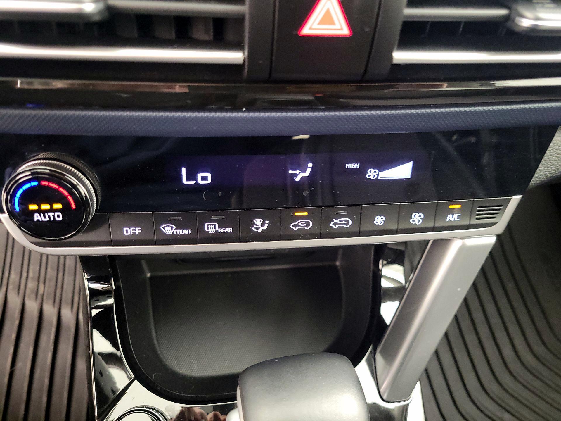 Thumbnail: 2023 Kia Seltos - 17