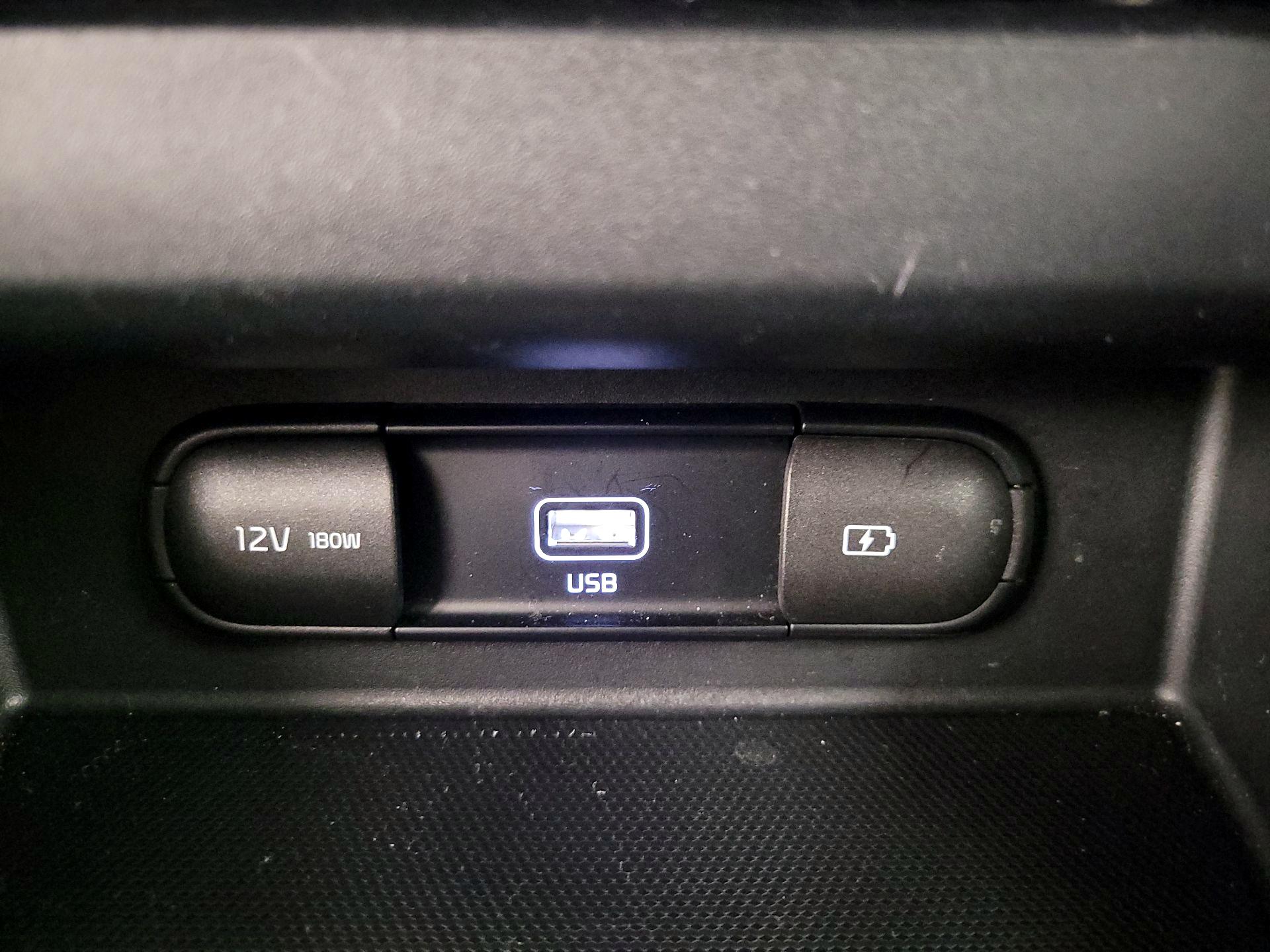 Thumbnail: 2023 Kia Seltos - 19