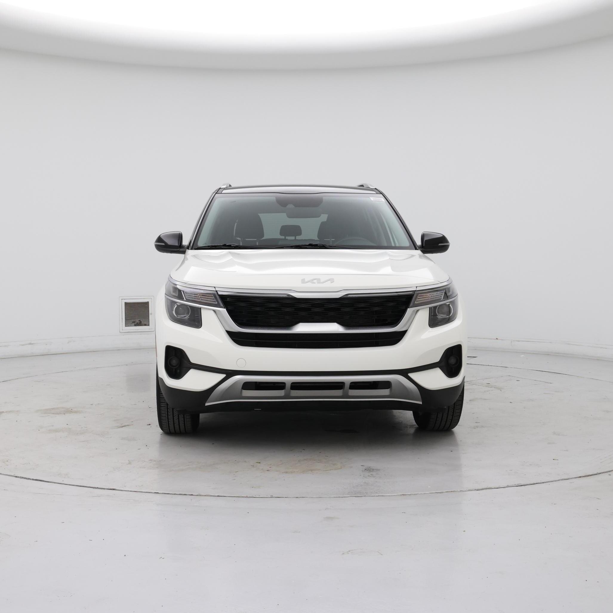 Thumbnail: 2023 Kia Seltos - 5